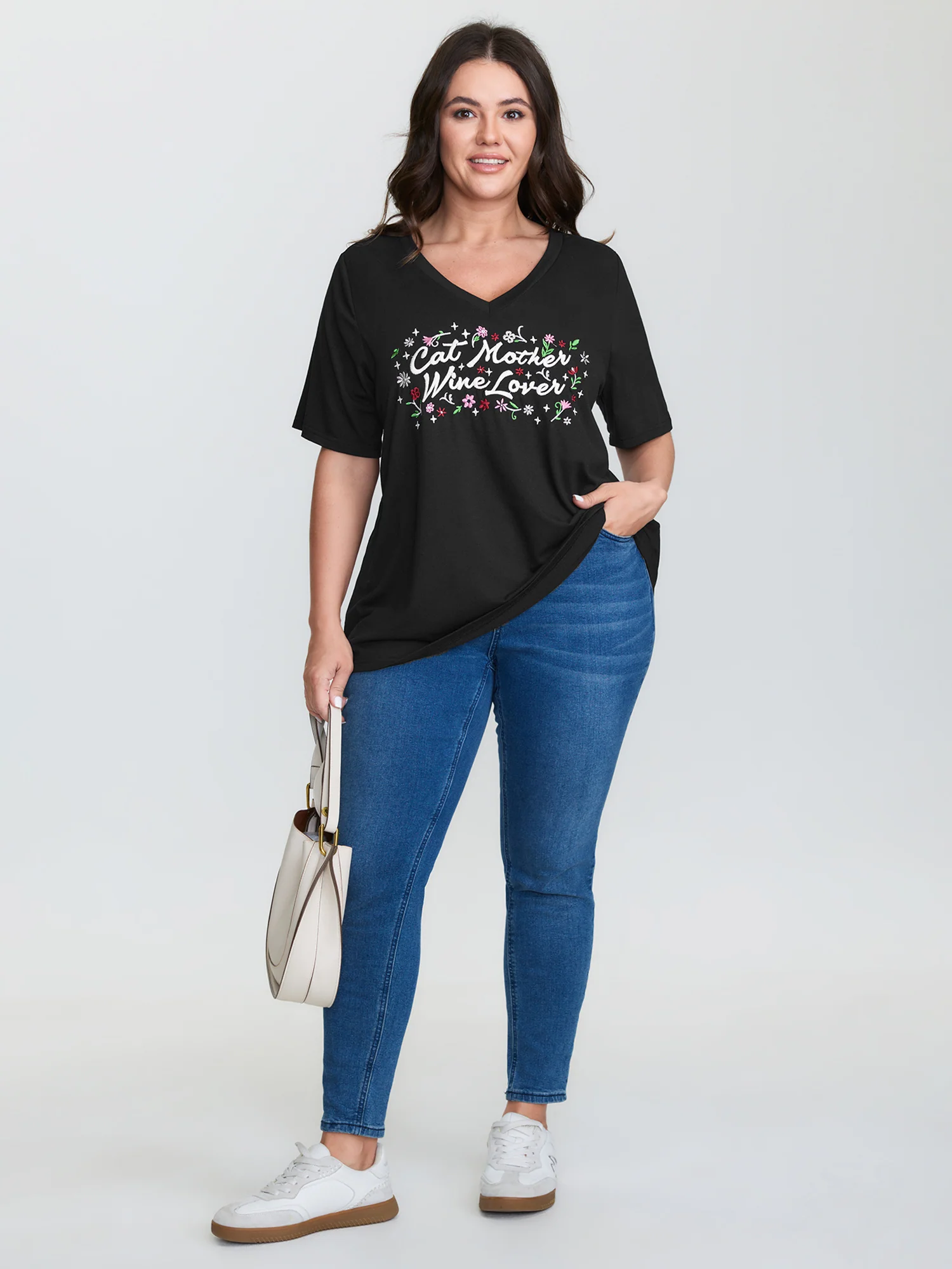 Cat Mother Motif Embroidery T-Shirt - Image 3