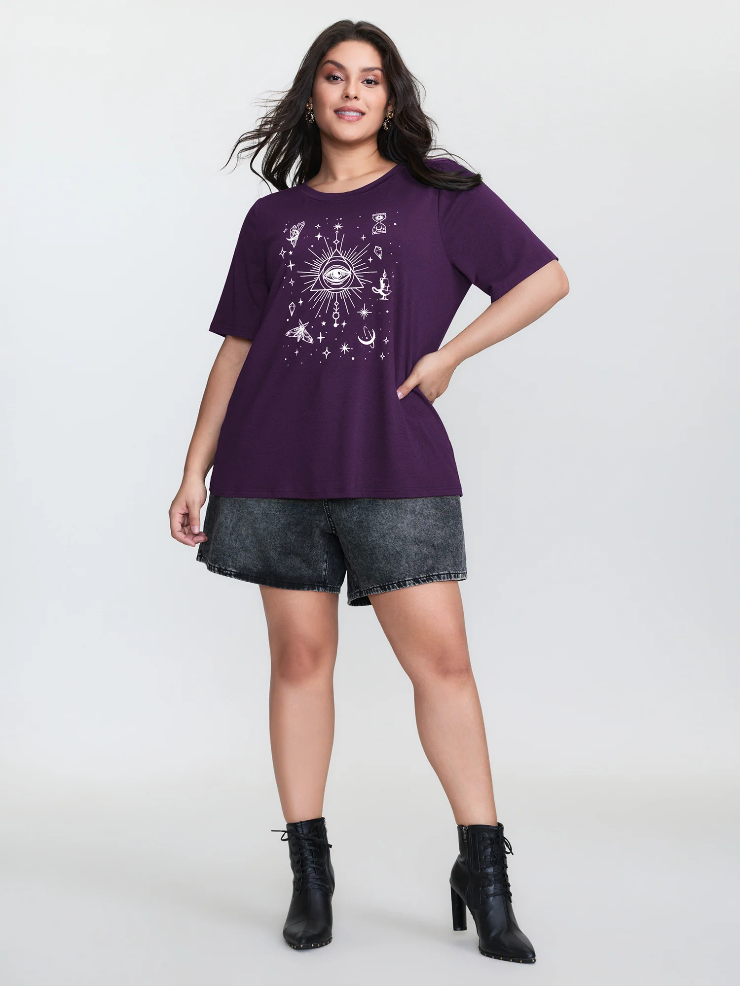 Celestial Print Round Neck T-Shirt - Image 9
