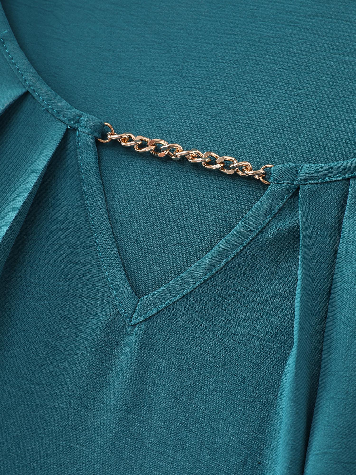 Chain Detail Shirred Shoulder Blouse - Image 5