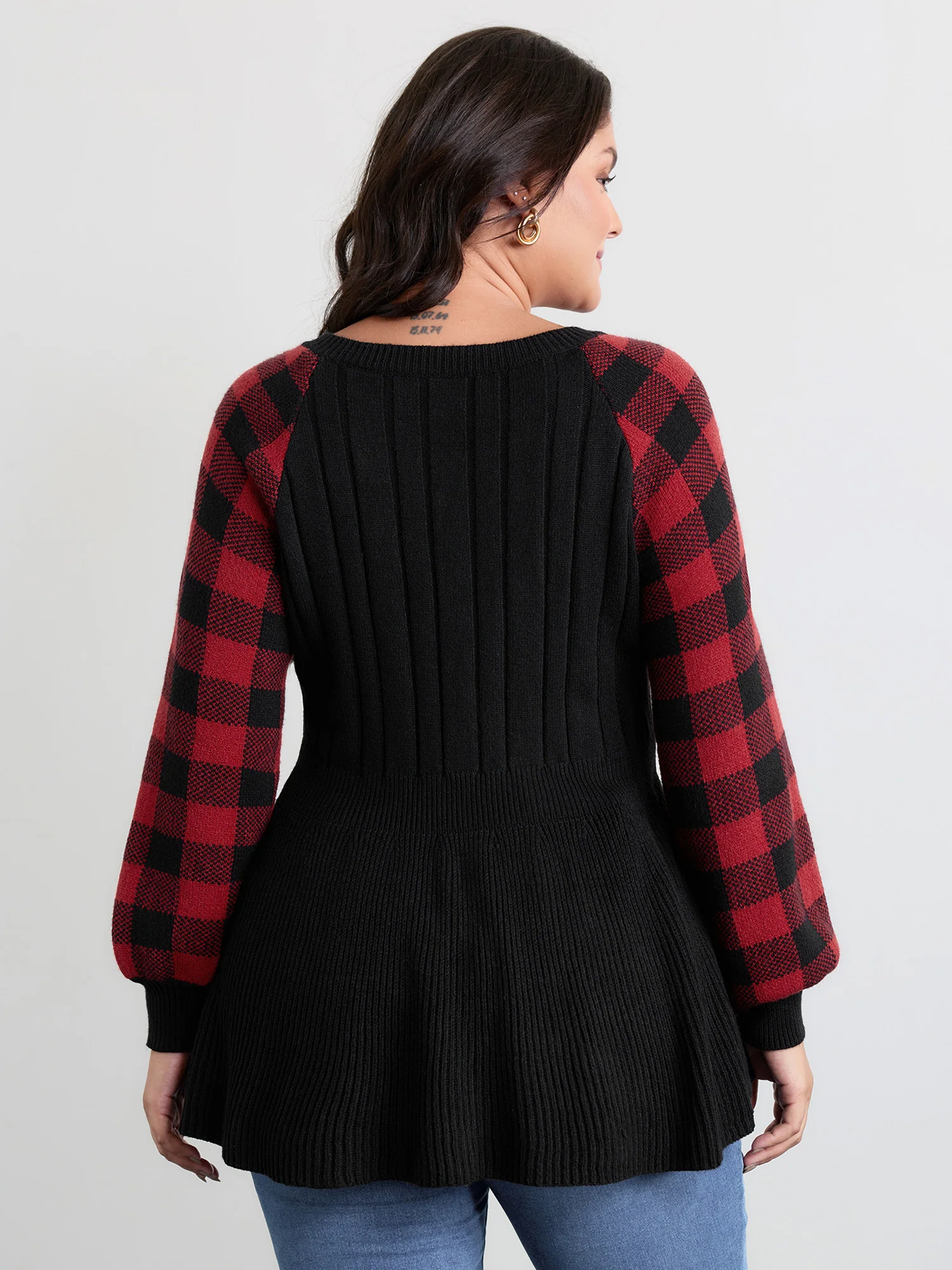 Supersoft Check Jacquard Cableknit Cinched-Waist Pullover - Image 4