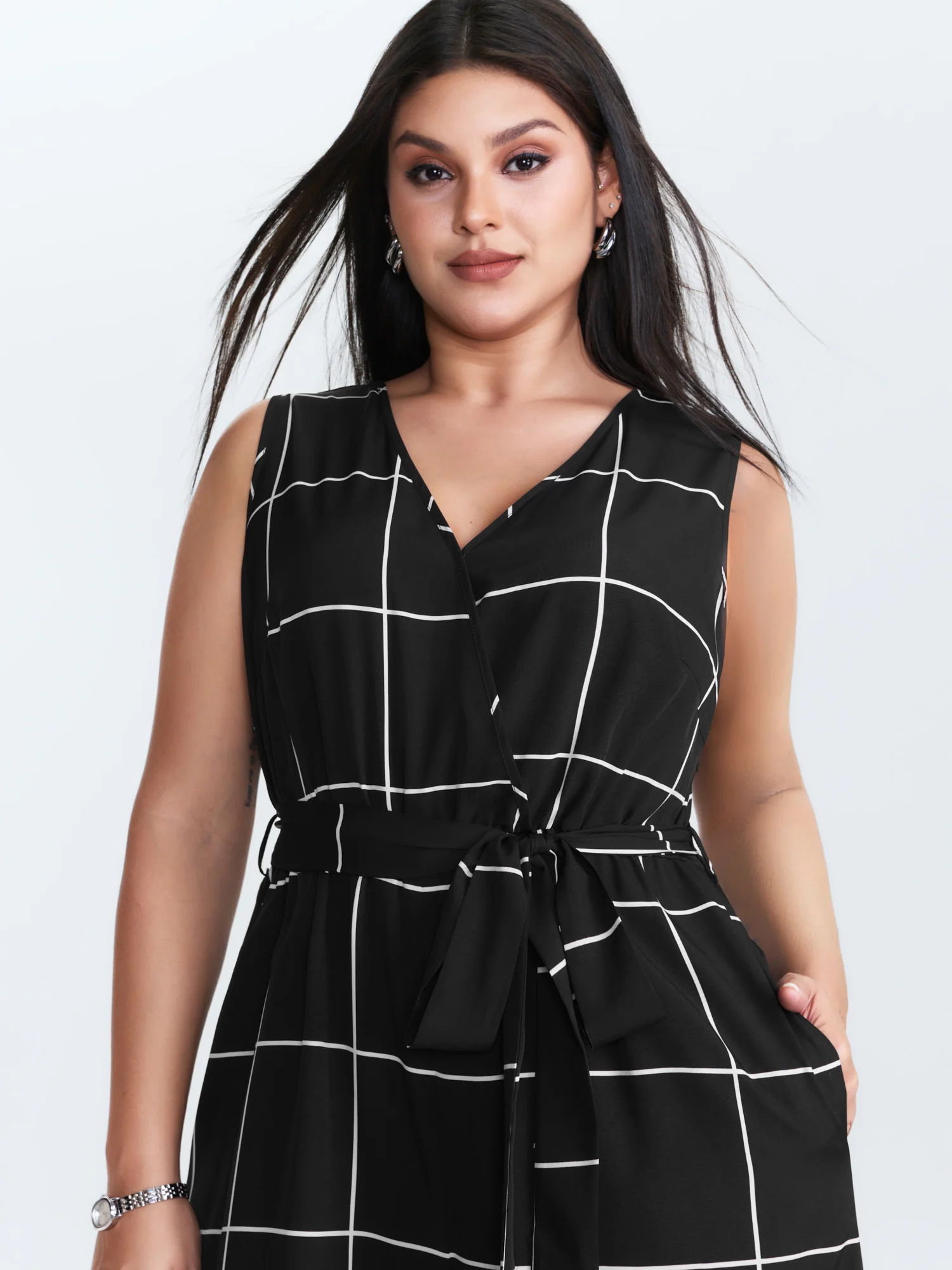 Check Pattern Waist-Tie Jumpsuit - Image 2