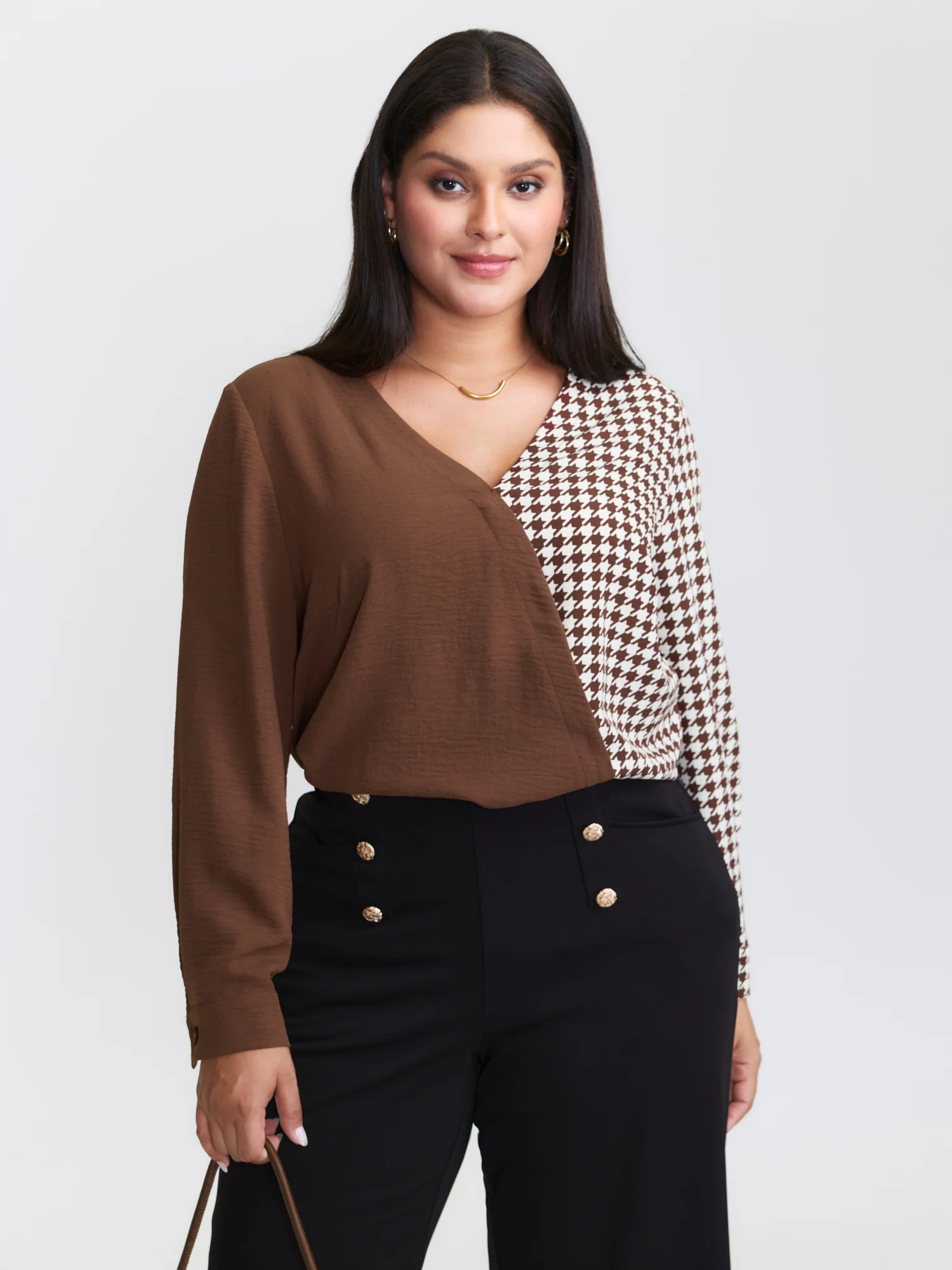Checkered Contrast Button V-Neck Blouse - Image 4