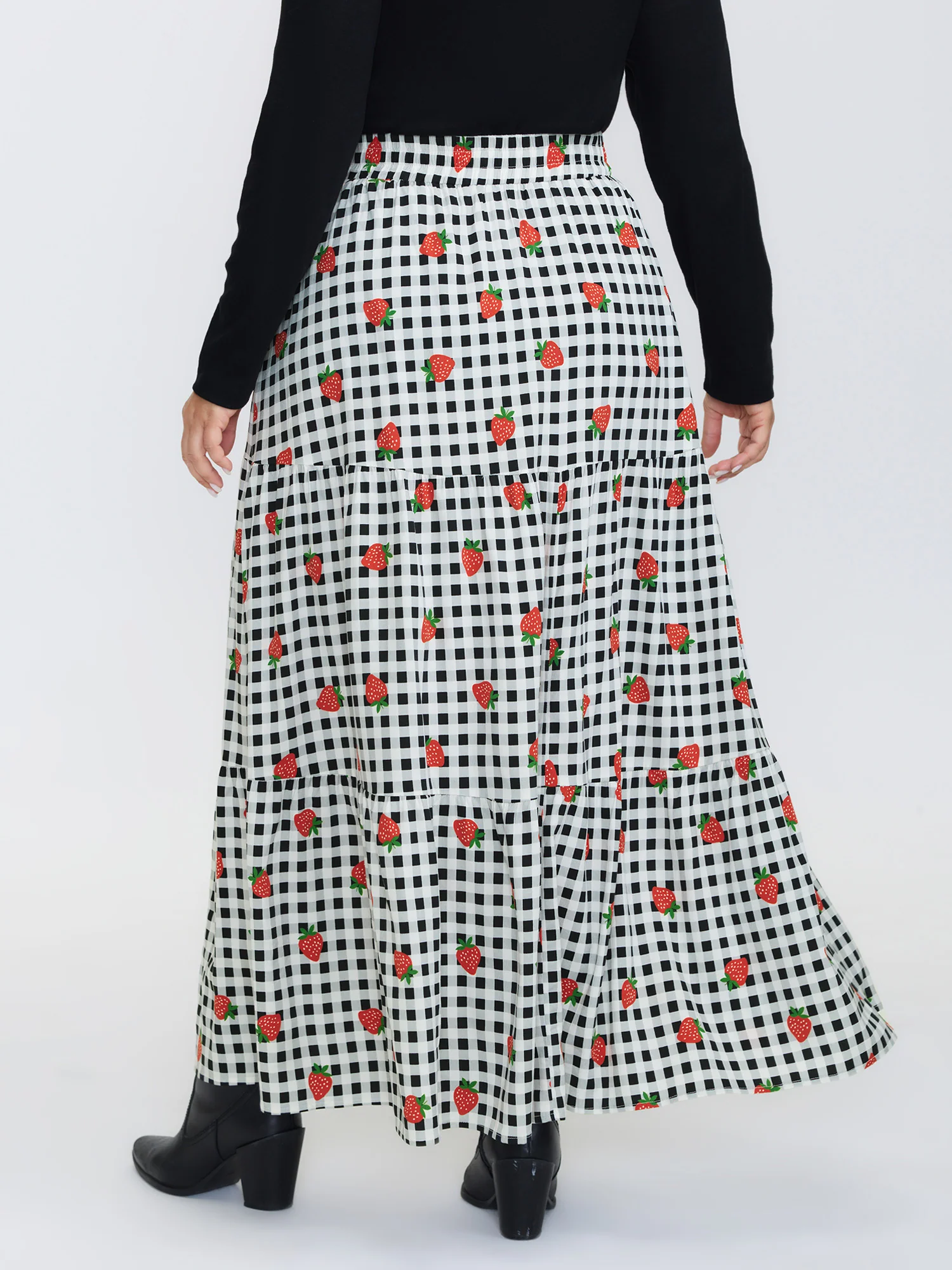 Checkered Fruity Print Tiered Maxi Skirt - Image 5