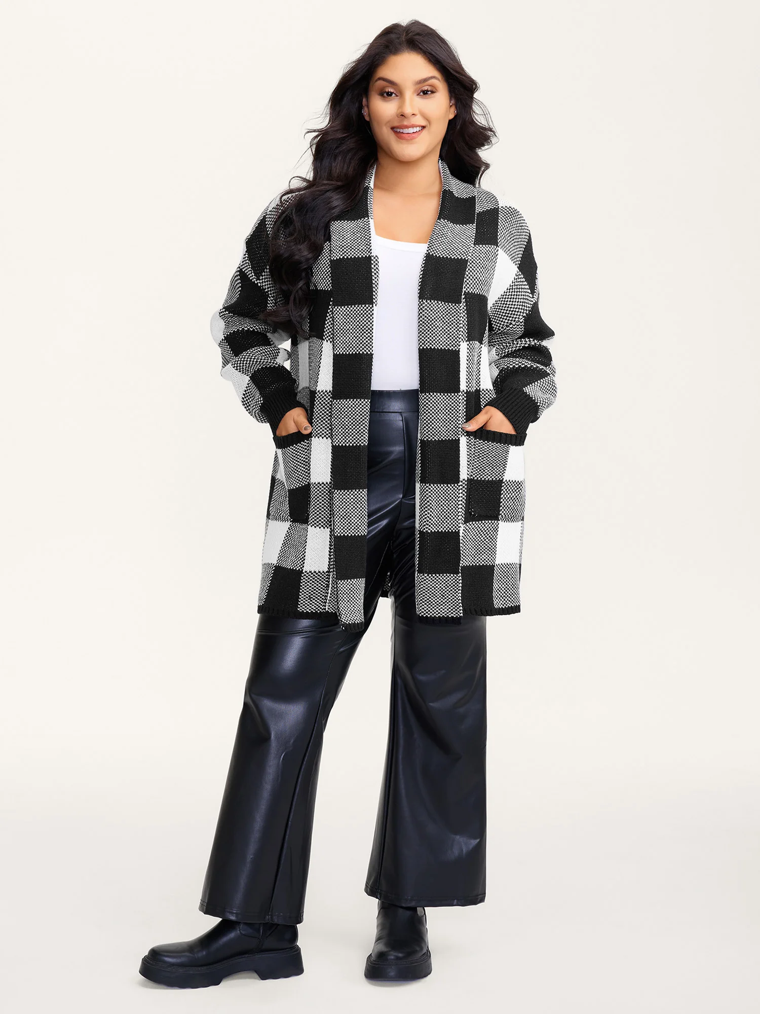 Checkered Jacquard Folded Collar Knit Cardigan - Image 3