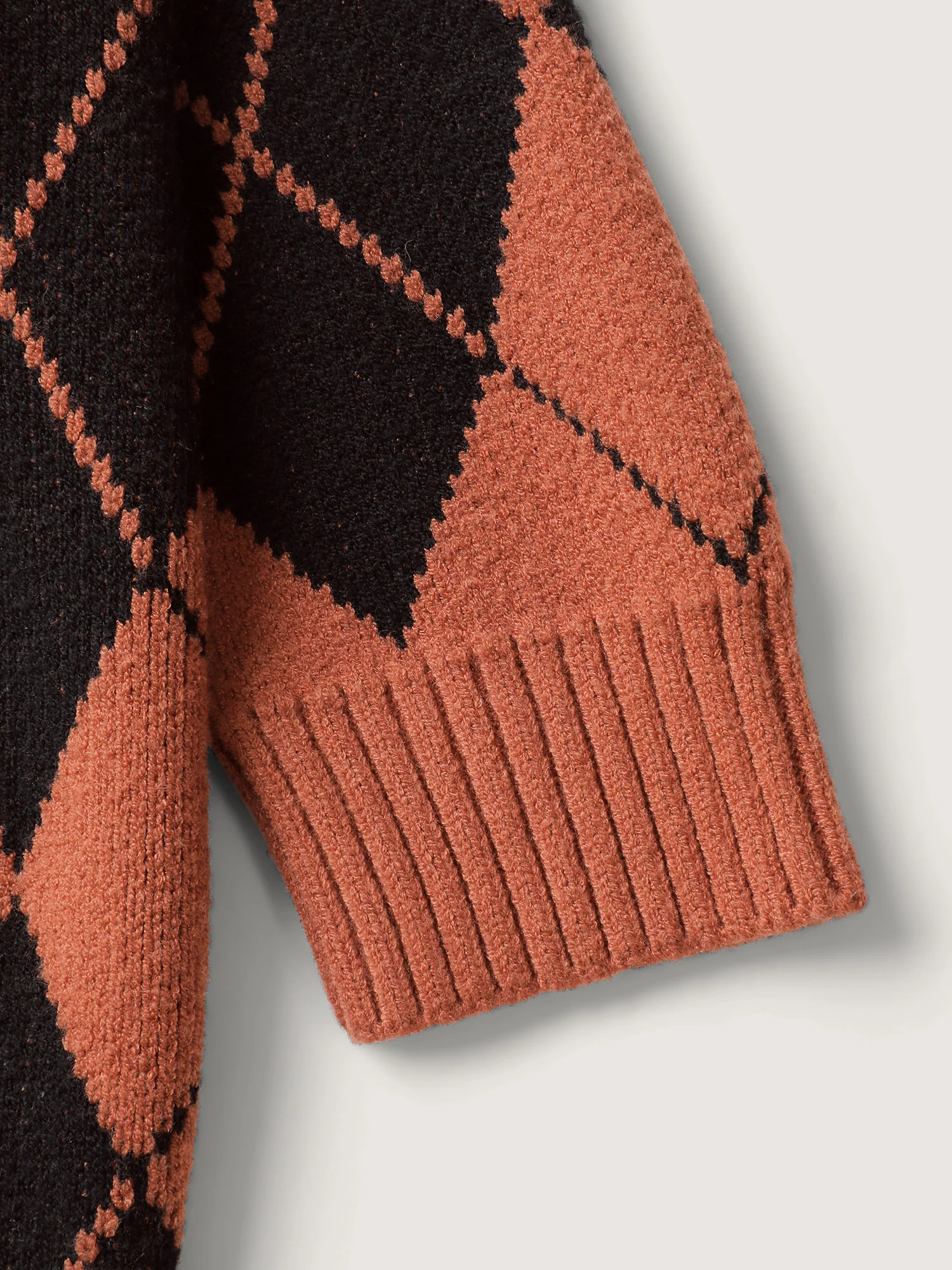 Checkered Jacquard Hooded Pockets Knit Cardigan - Image 7