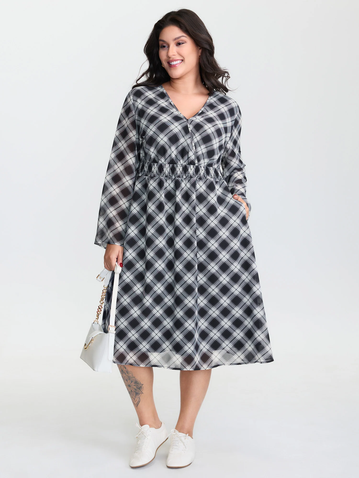 Checkered Pattern Shirred Waist Midi Dress