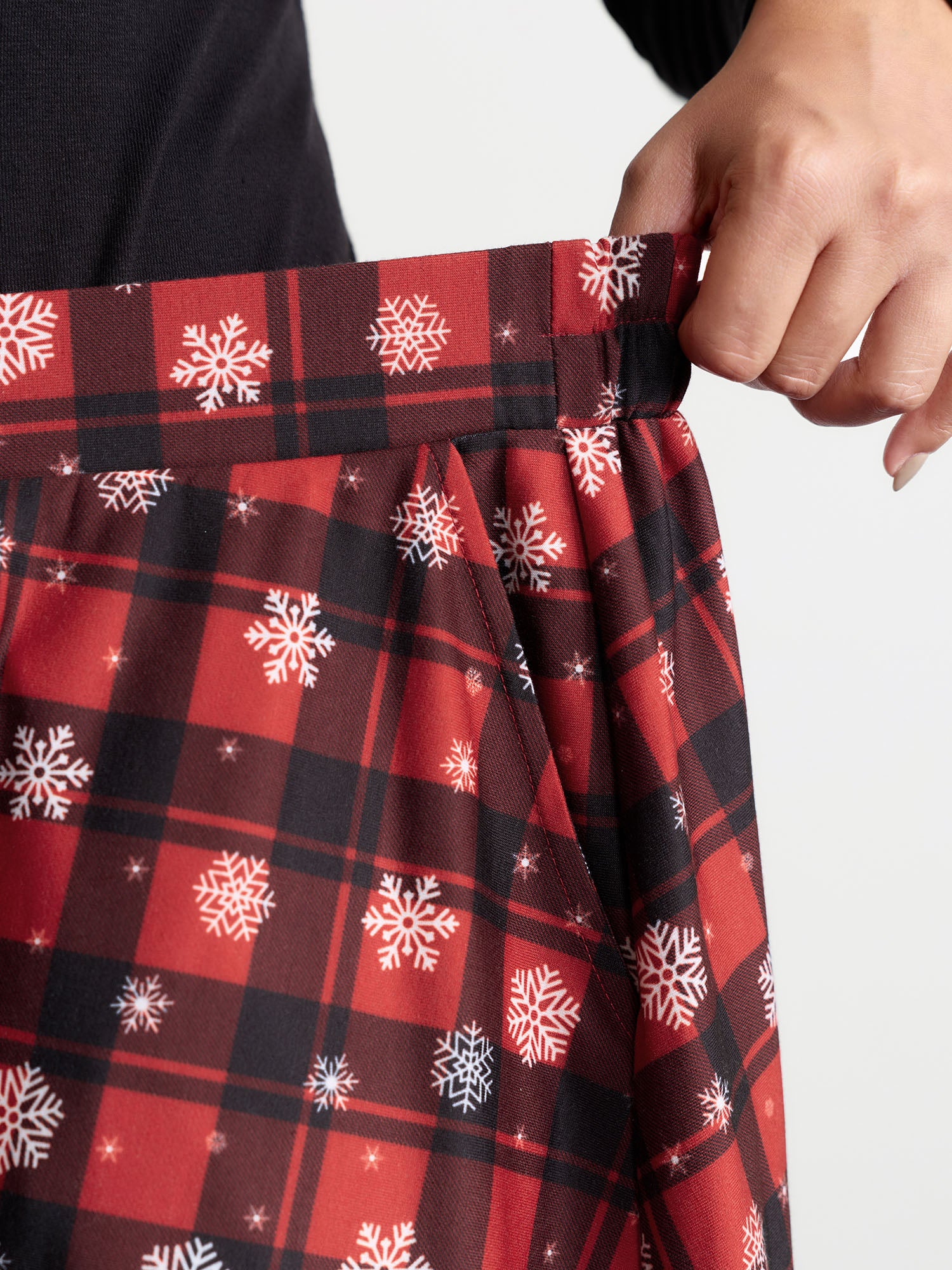 Checkered Snowflake Pattern Midi Skirt - Image 4