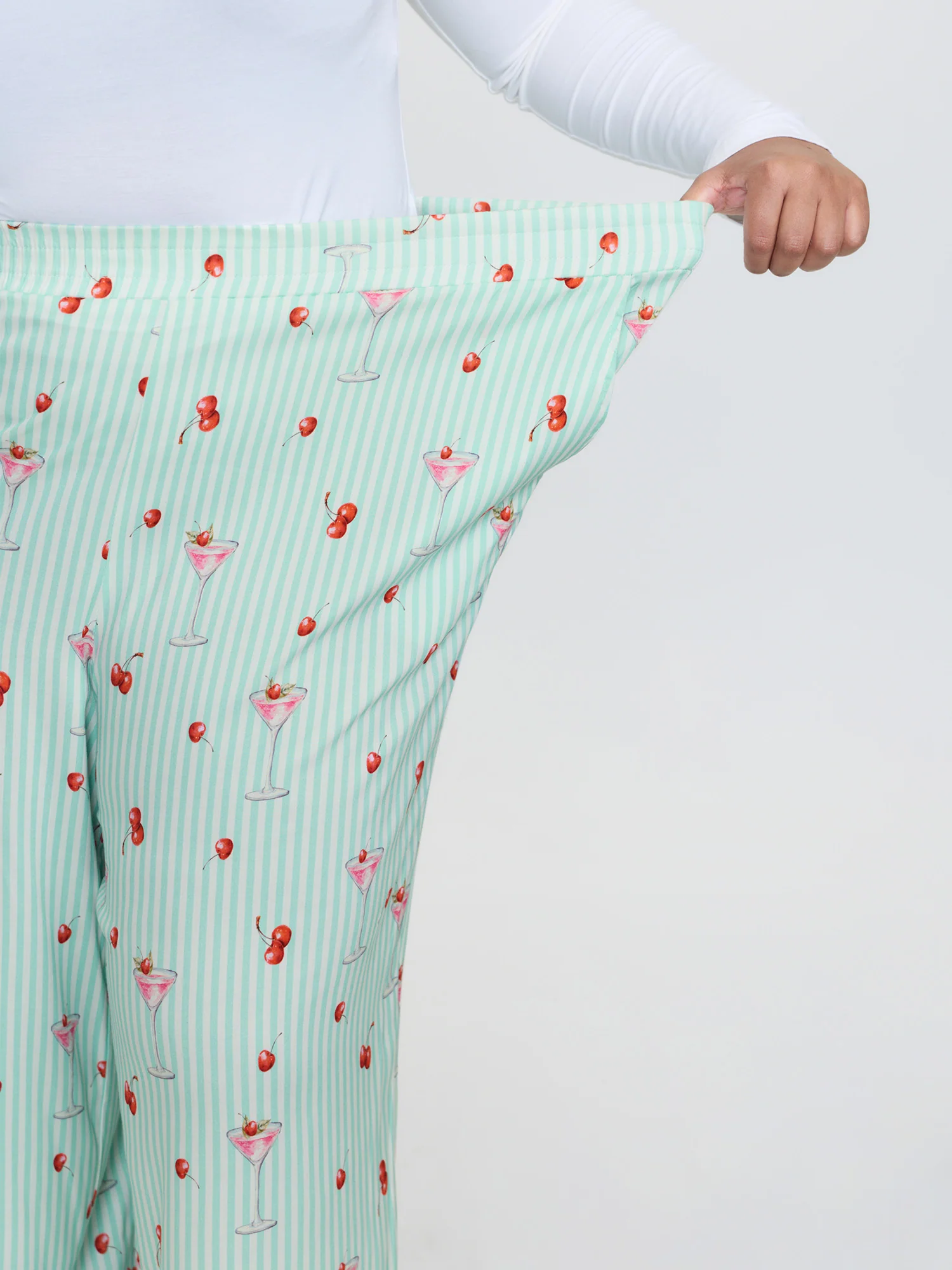 Cherry Print Stretchy Waistband Cozy-Fit Lounge Bottoms - Image 3