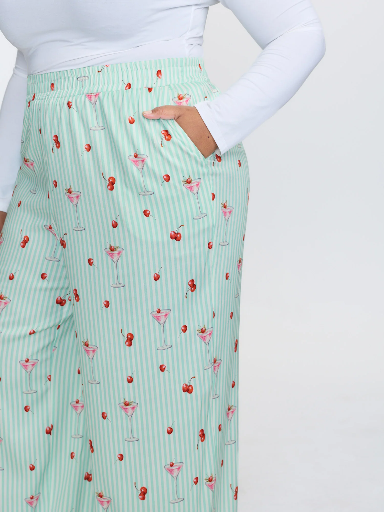 Cherry Print Stretchy Waistband Cozy-Fit Lounge Bottoms - Image 4