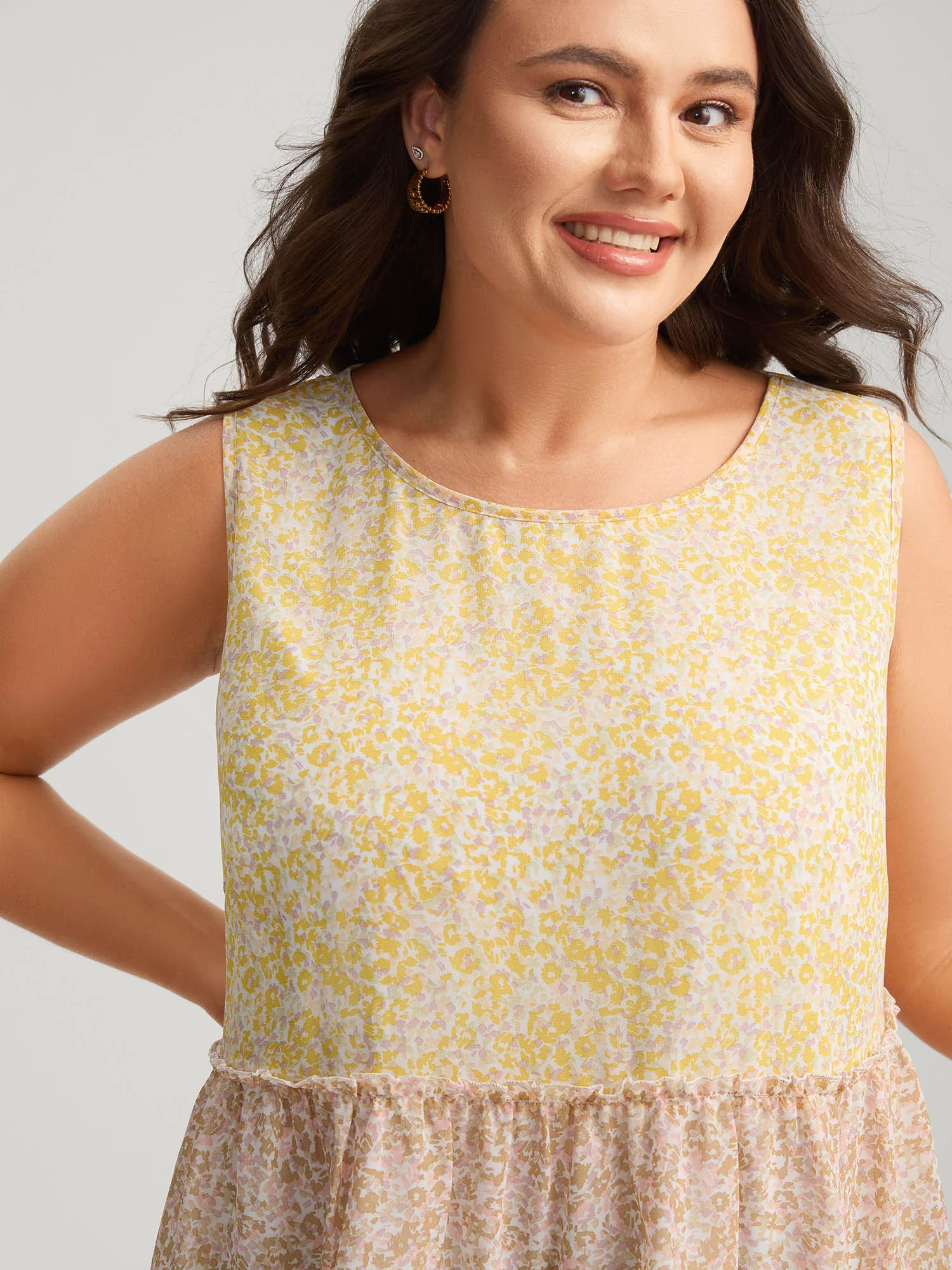 Chiffon Color Block Tiered Tank Top - Image 2