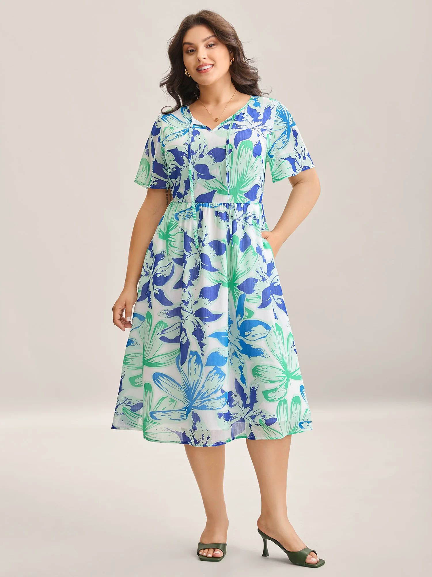 Chiffon Floral Neck Tie Lined Midi Dress - Image 3
