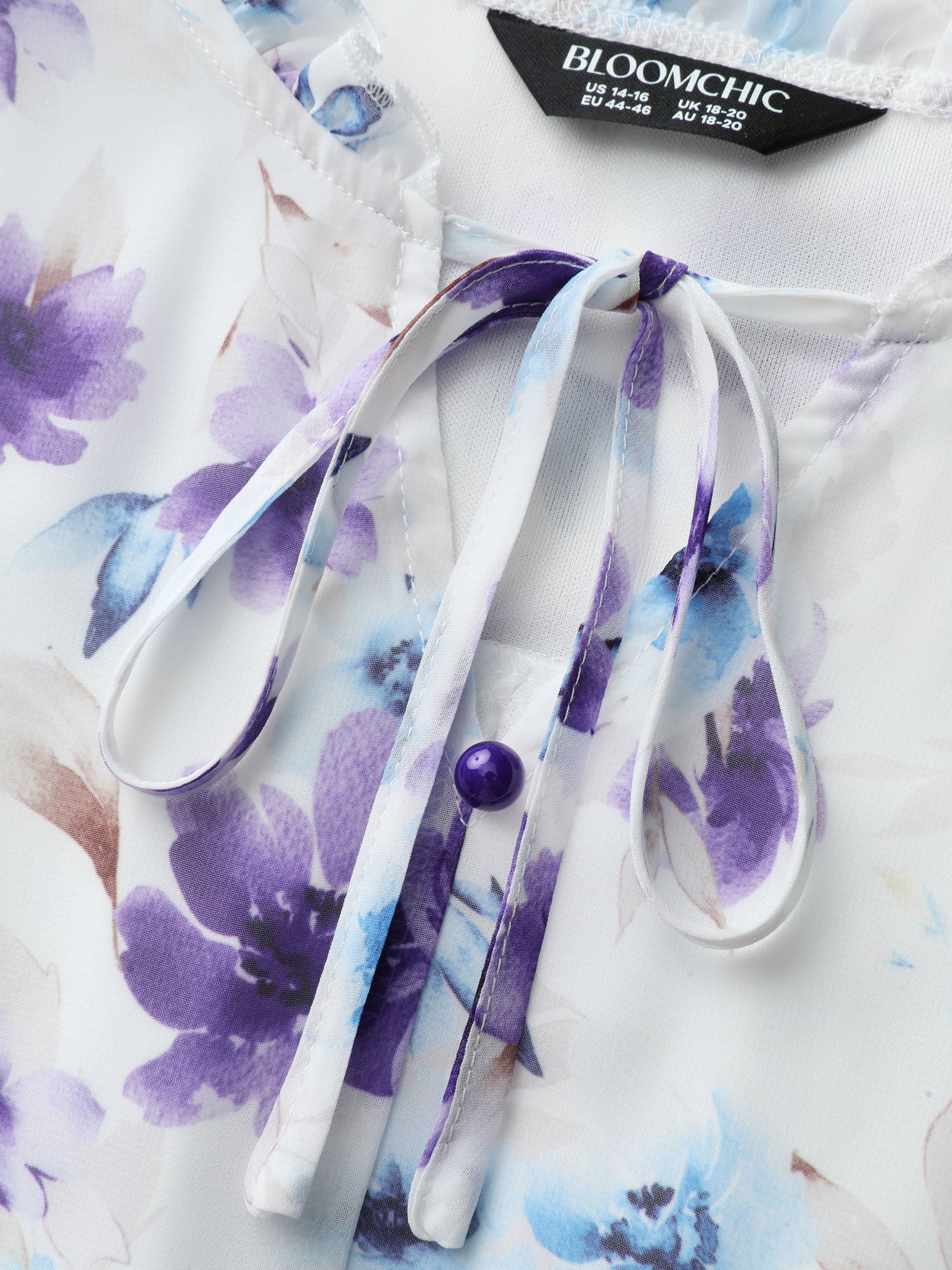 Chiffon Floral Spliced Neckline Tie Blouse - Image 5
