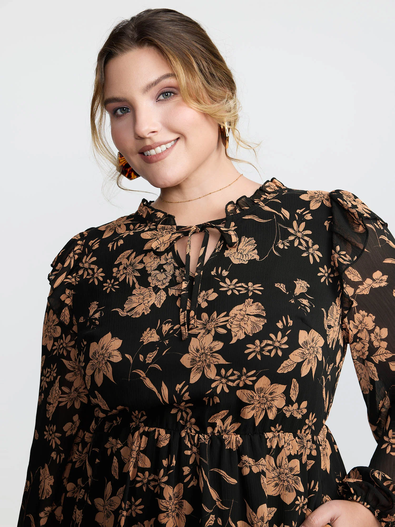 Chiffon Silhouette Flower Ruffled Midi Dress - Image 2