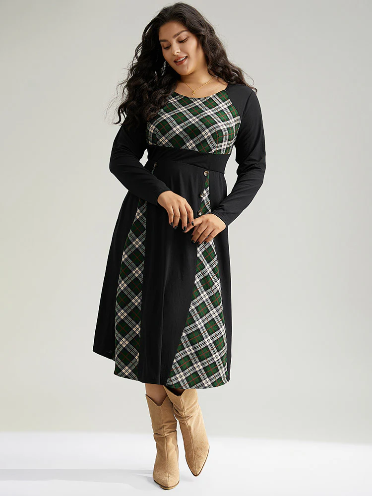 Christmas Plaid Patchwork Button Detail Dress - Image 4