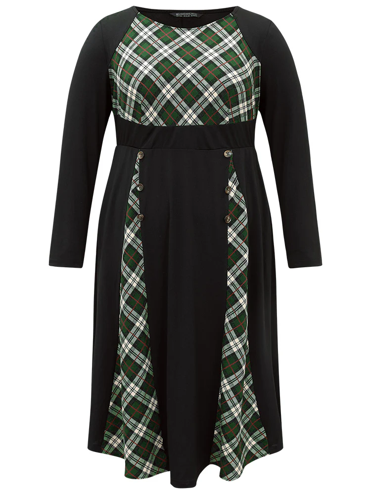 Christmas Plaid Patchwork Button Detail Dress - Image 8