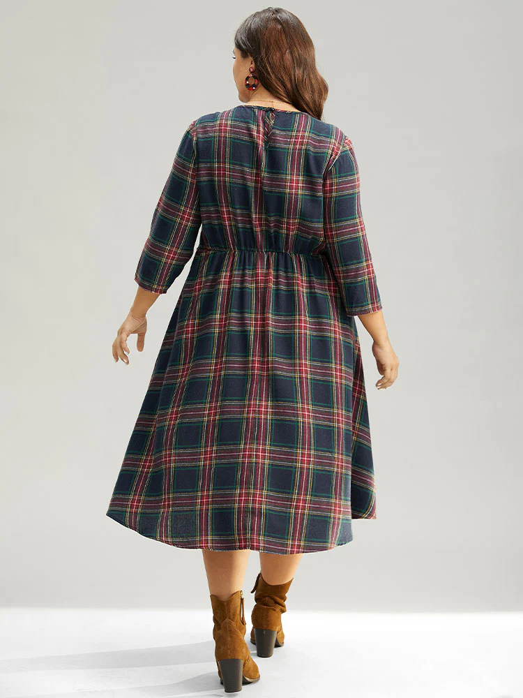 Christmas Plaid Pocket Elastic Waist Midi Dress - Image 4