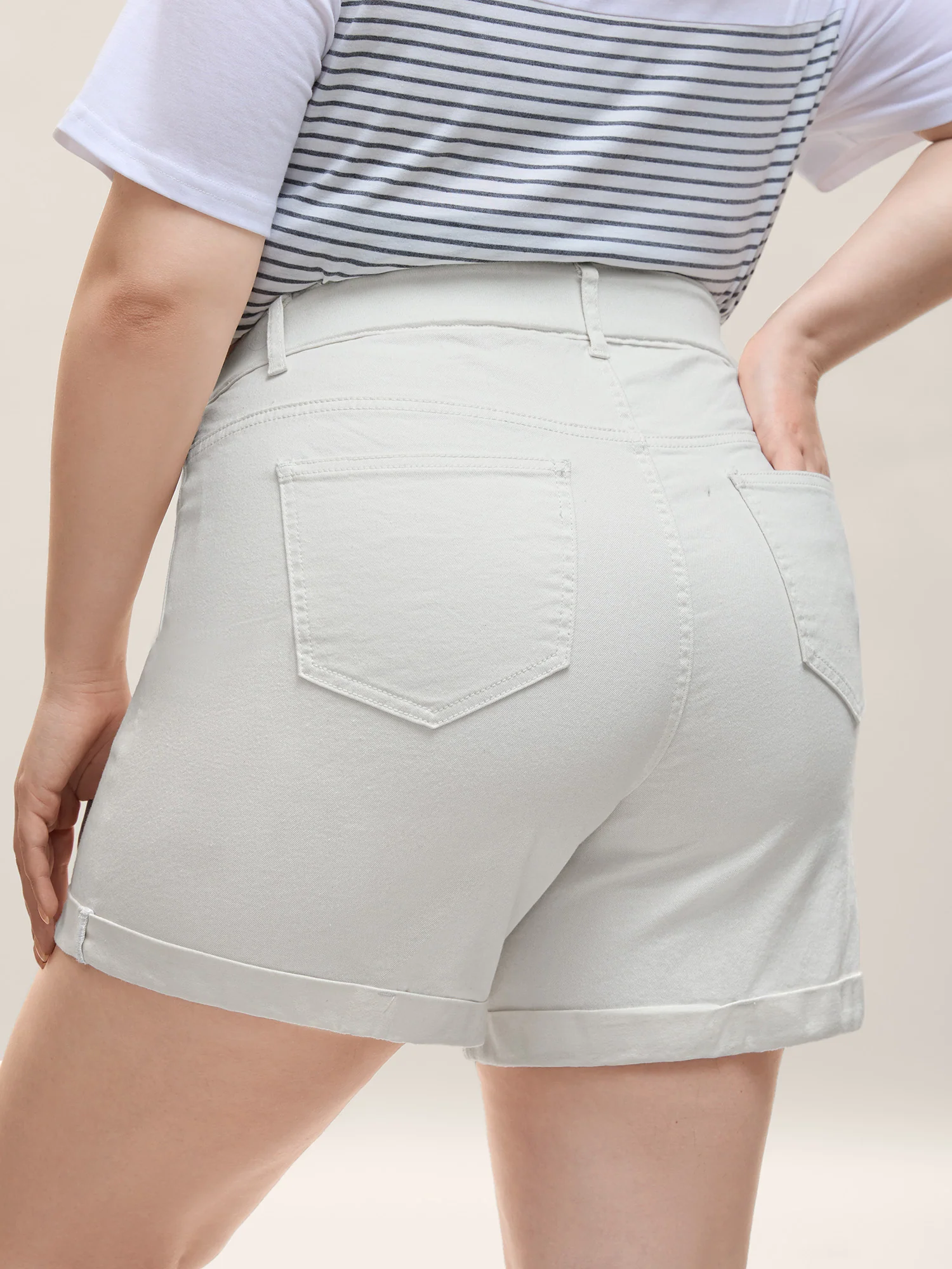 Classic Cut Denim Shorts - Image 2