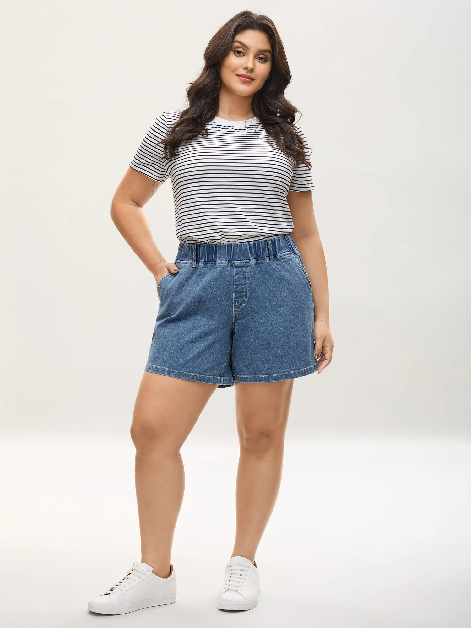 Pull-On Stretchy Waist Straight-Leg Denim Shorts - Image 5