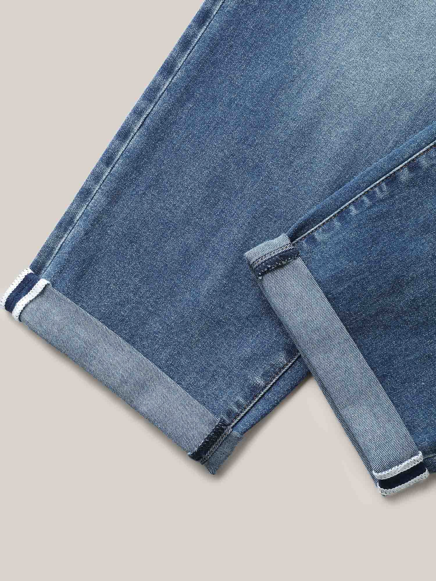 Classic Pockets Boyfriend Jeans - Image 8