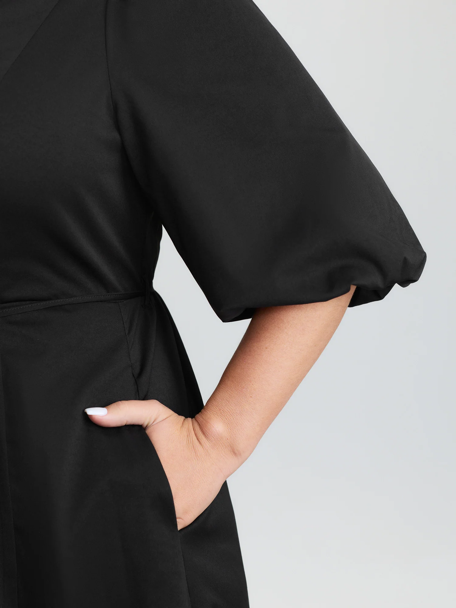 Classic Waist-Tie Pockets Midi Shirt Dress - Image 4