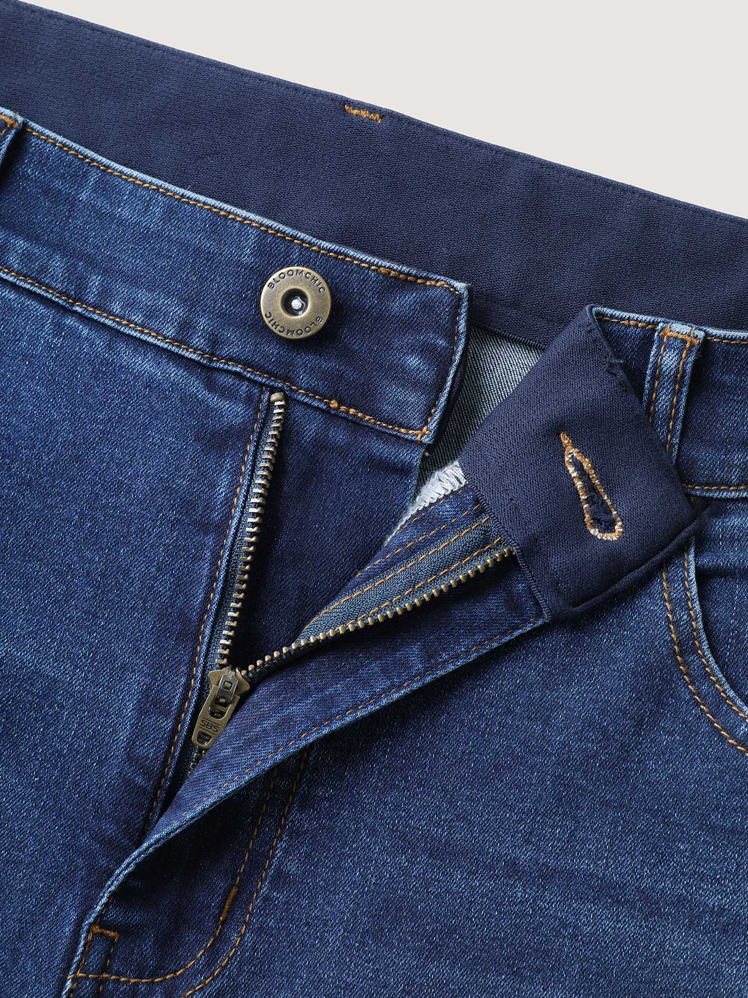 Classic High-Rise Straight-Leg Jeans - Image 7
