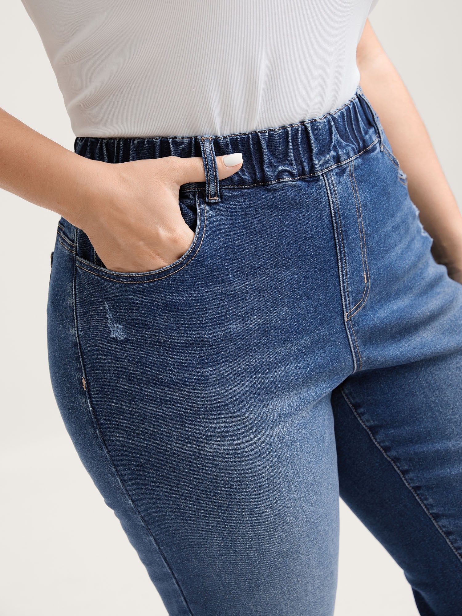 Classic Wash Stretchy Waist Skinny-Fit Jeans - Image 2