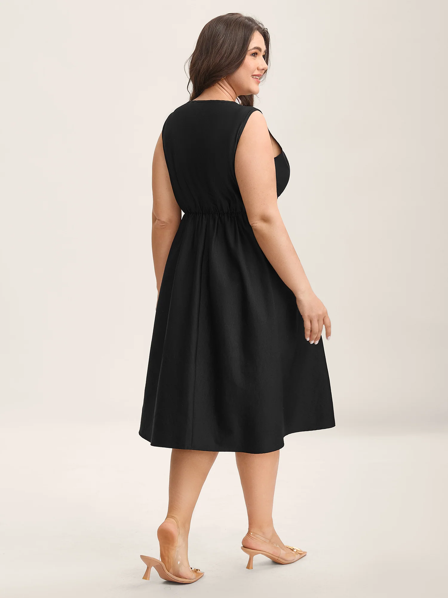 Classic Woven Inner Pleated Midi Dress - Image 4