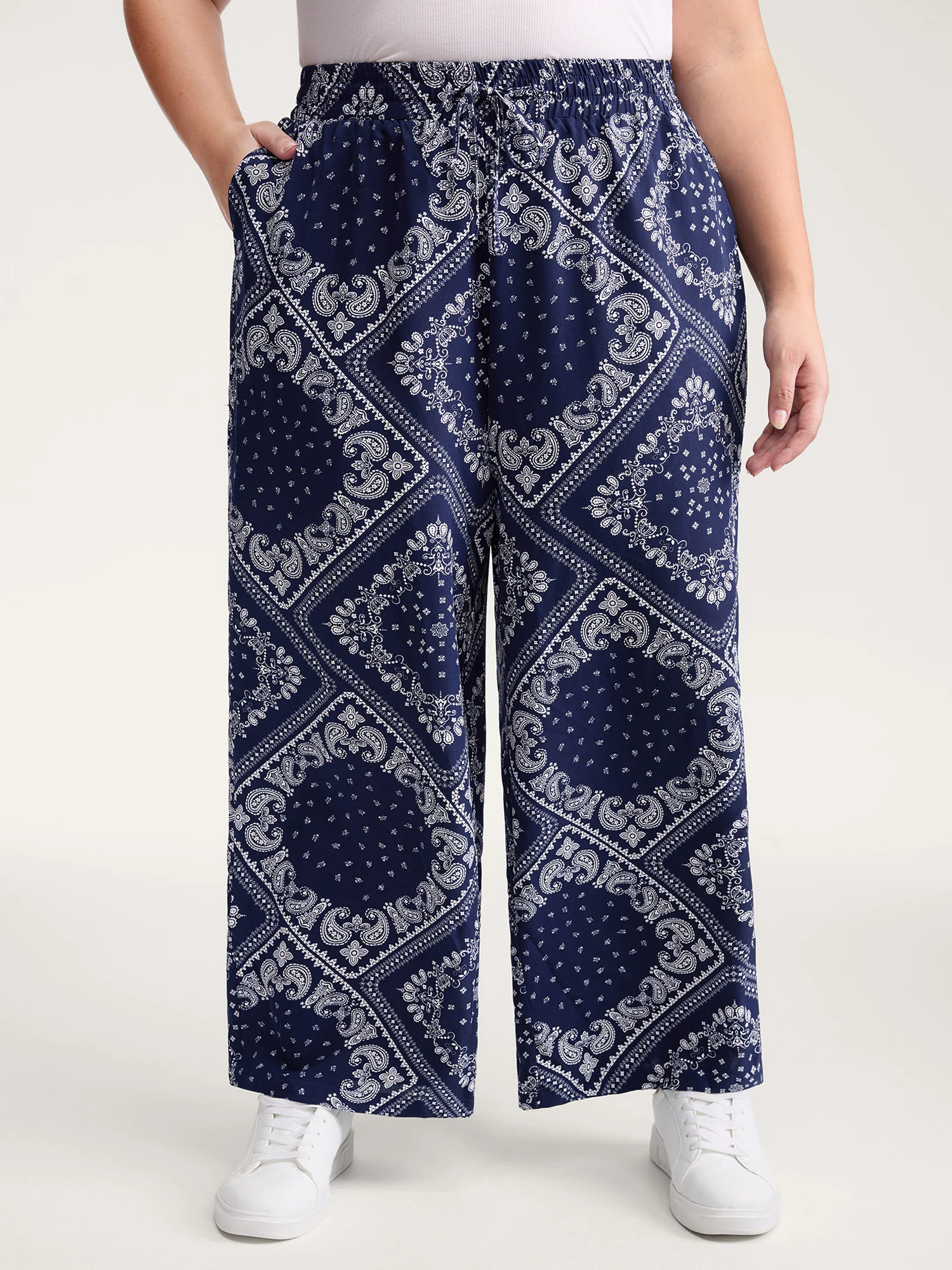 Collage Scarf Pattern Straight-Leg Pants - Image 2