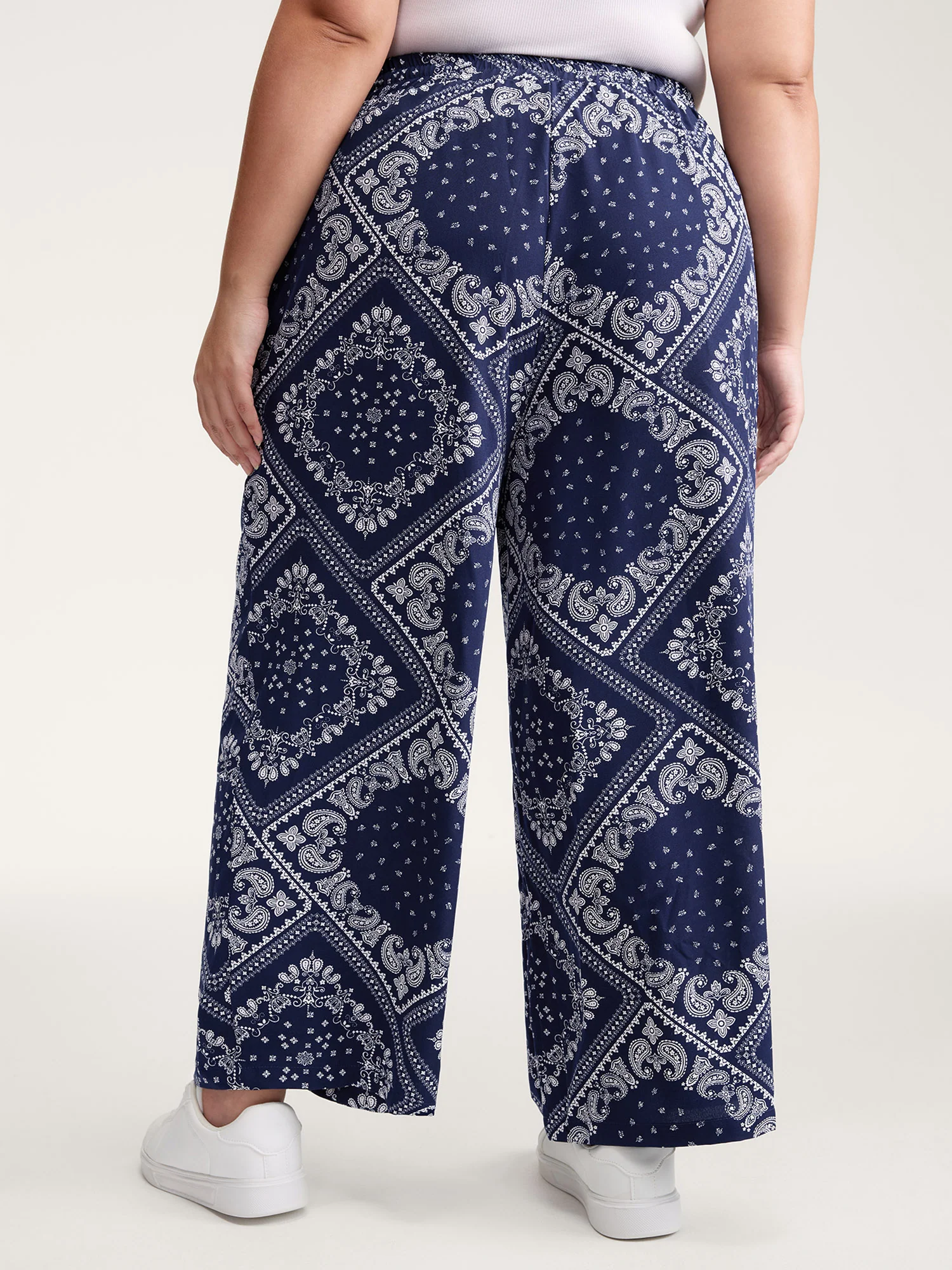 Collage Scarf Pattern Straight-Leg Pants - Image 4