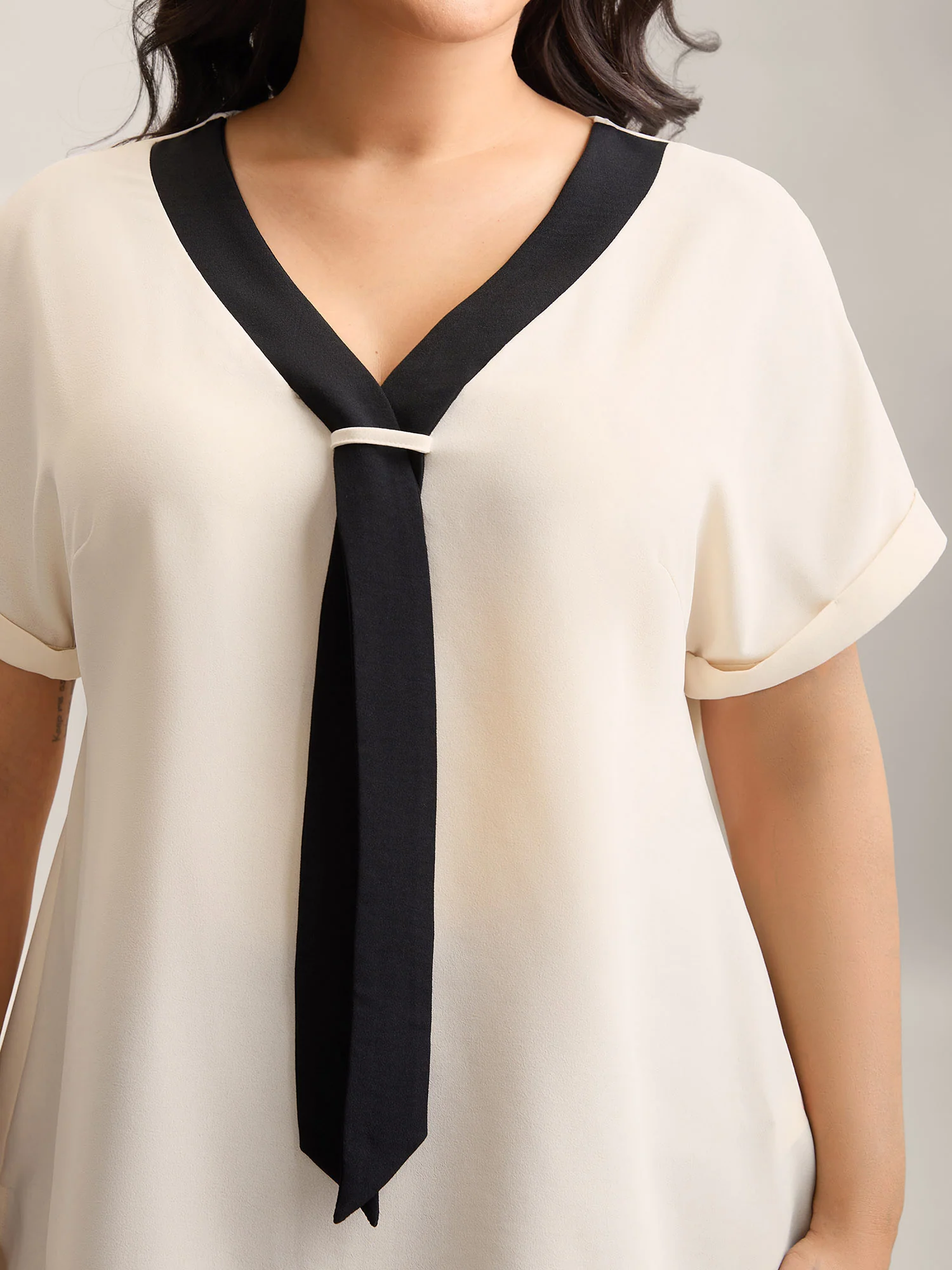 Collar Tie Color Contrast Blouse - Image 2