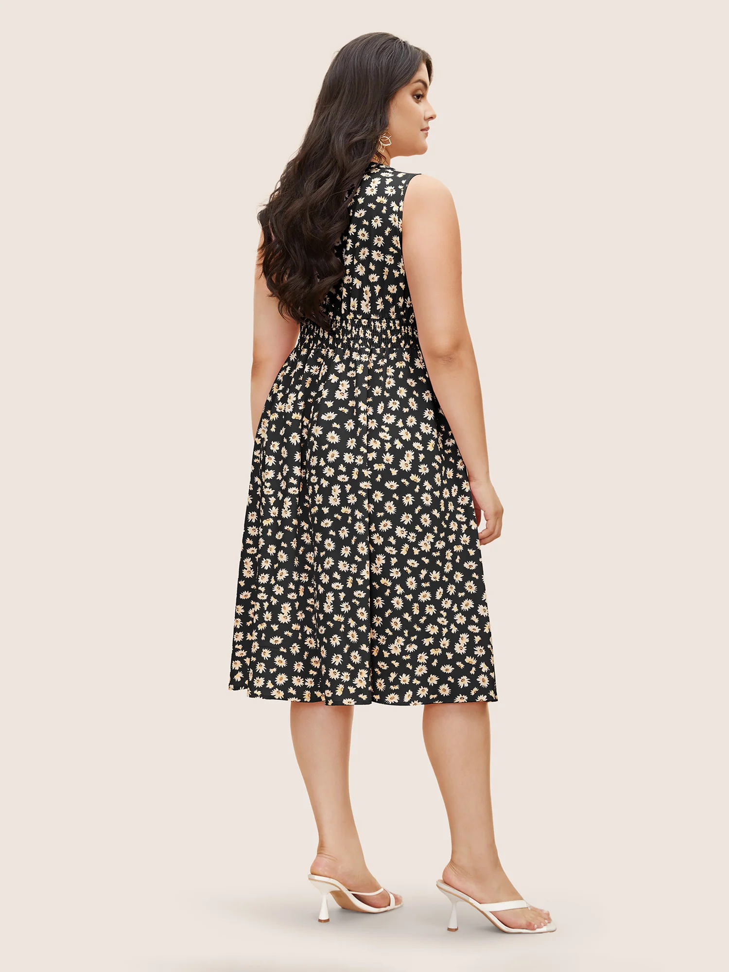 Collared Daisy Midi Dress - Image 4
