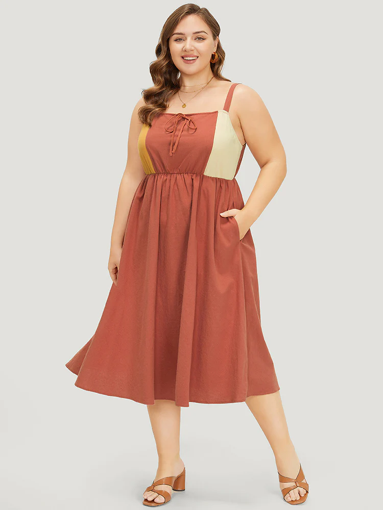 Color Block Contrast Pocket Flutter Hem Knot Cami Dress - Image 2