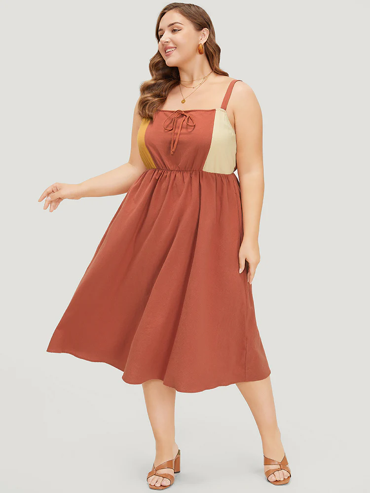 Color Block Contrast Pocket Flutter Hem Knot Cami Dress - Image 3