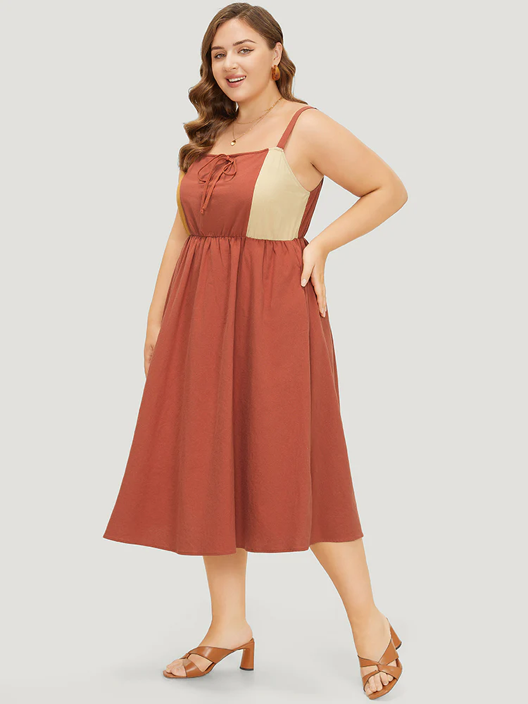 Color Block Contrast Pocket Flutter Hem Knot Cami Dress - Image 4