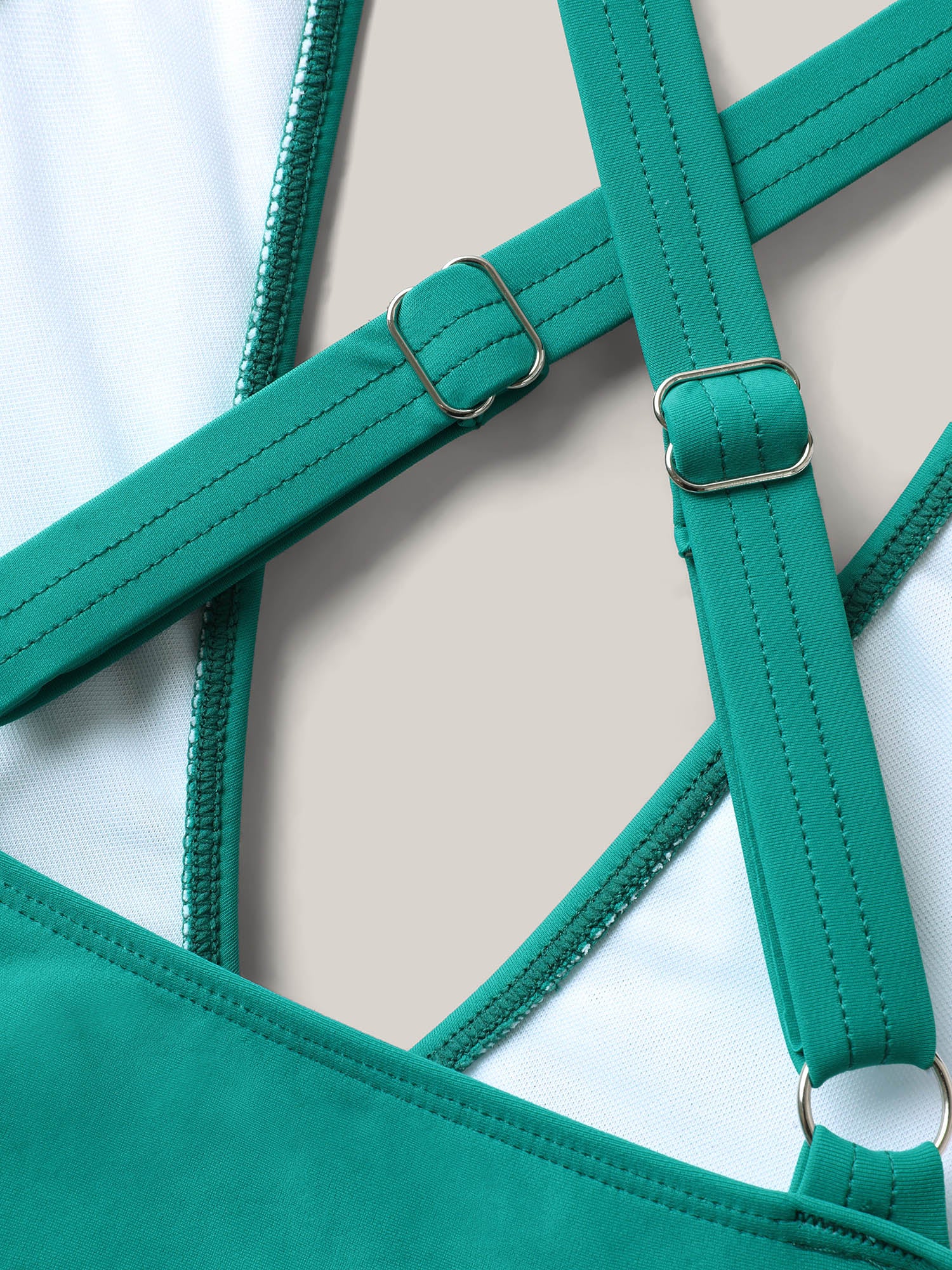 Color Block Cut-Out One-Piece Swimsuit - Image 8