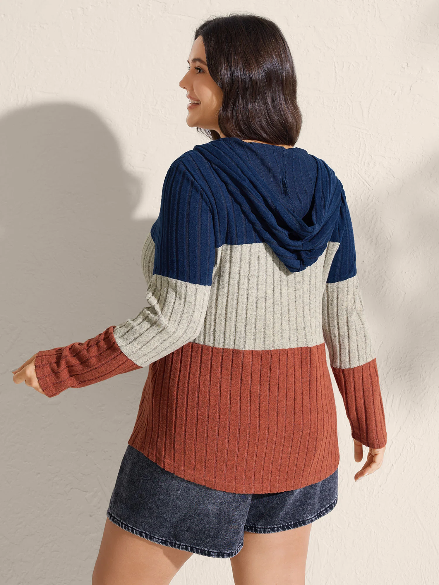 Color Block Half Zipper Ribbed Hoodie - Image 4