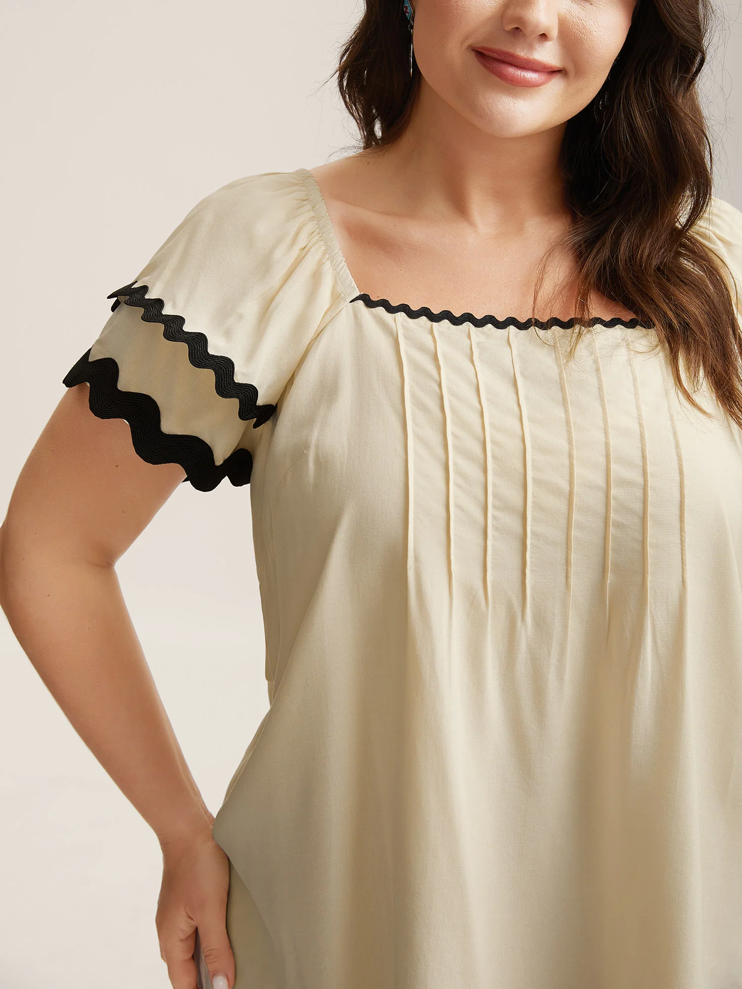 Color Block Layered Sleeve Blouse - Image 2