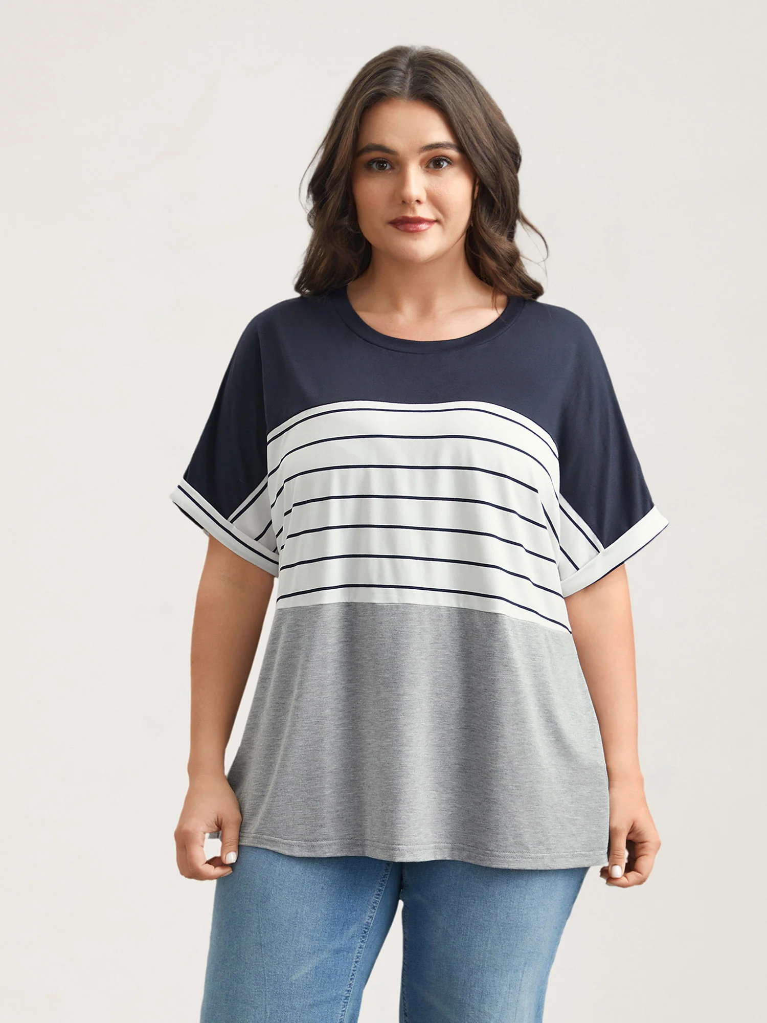 Color-Block Stretchy Stripes T-Shirt - Image 2
