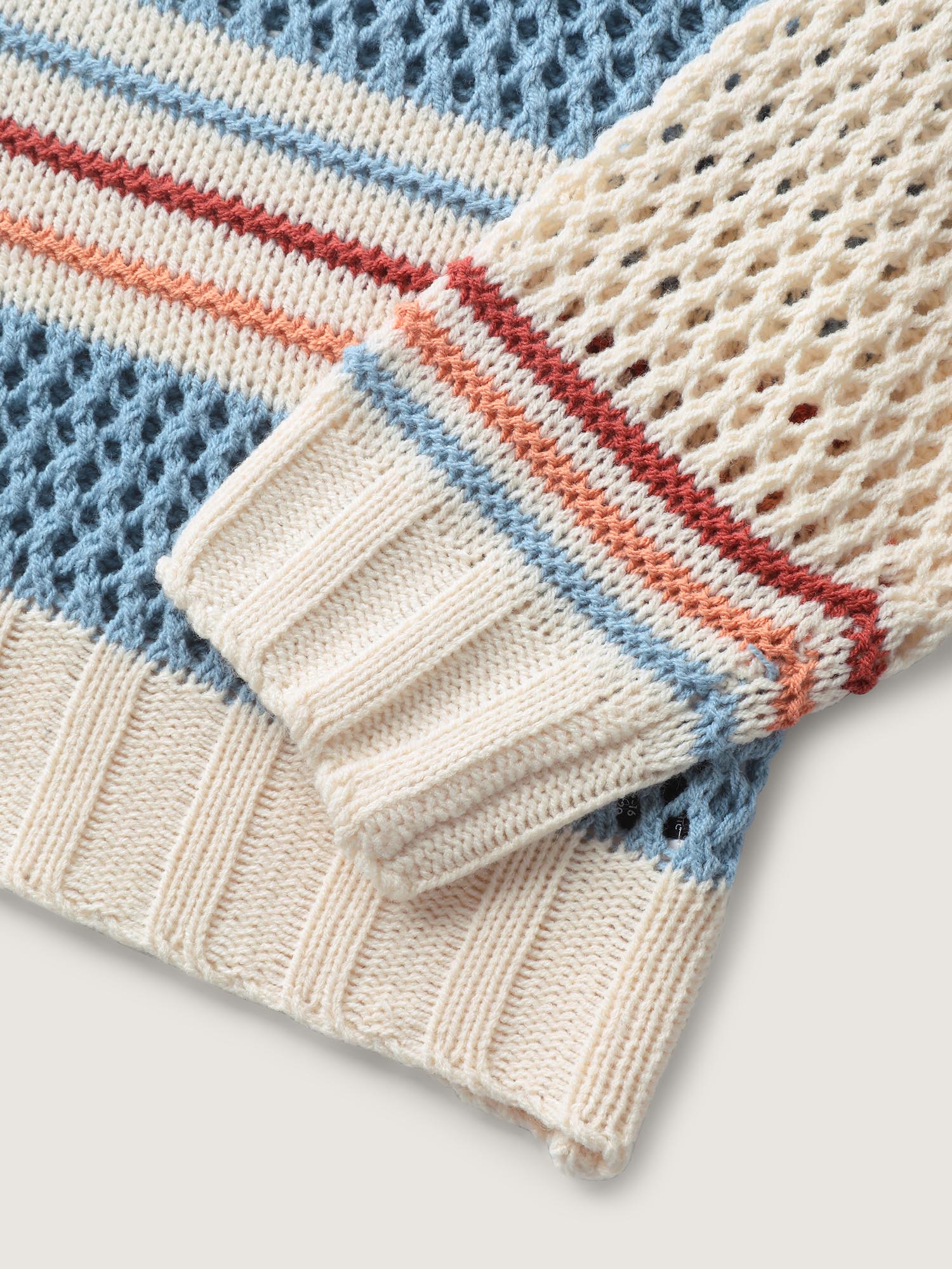 Color Block Textured Cut-Out Pullover - Image 7