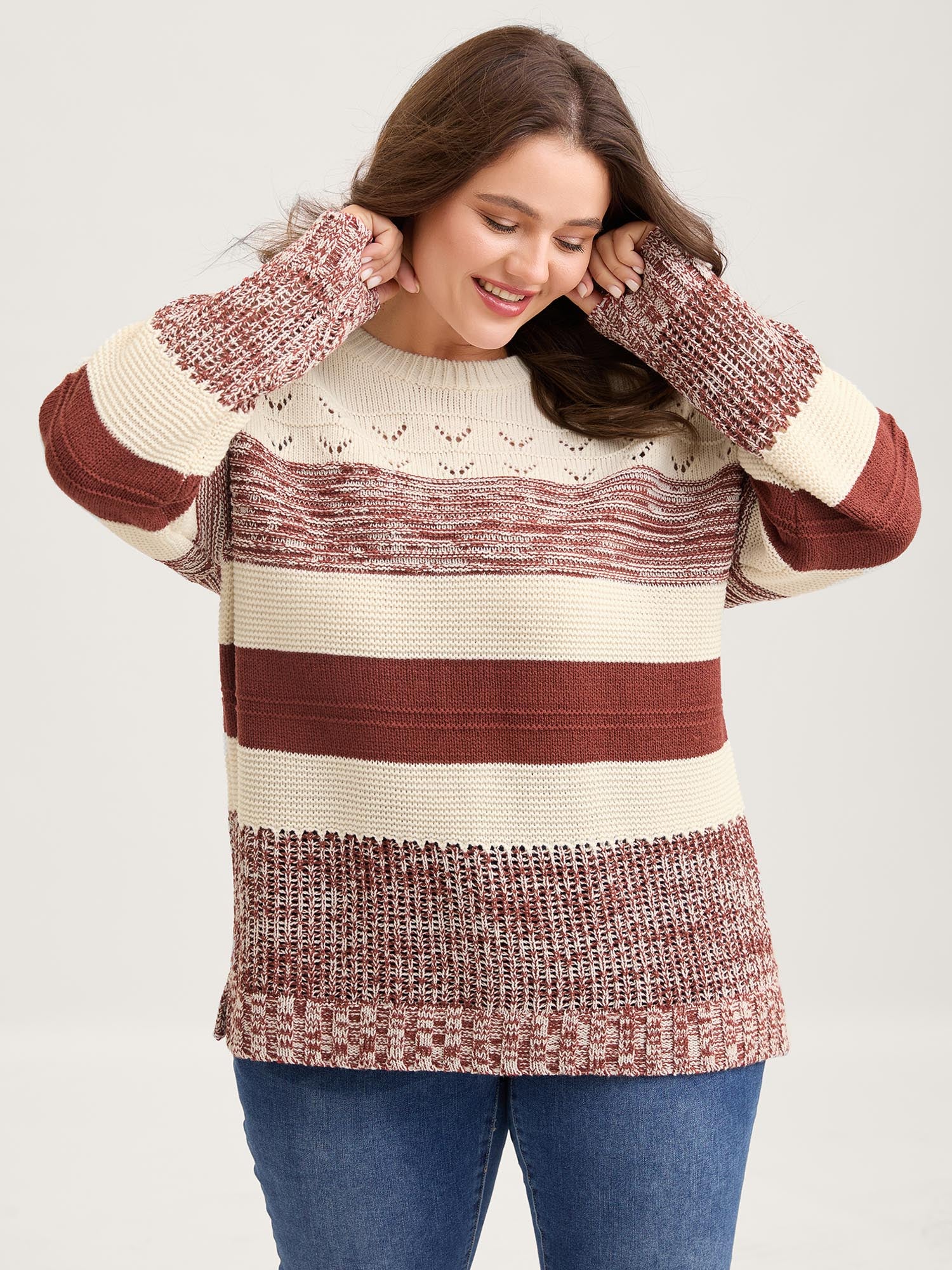 Color Block Textured Cut-Out Sweatshirt - Image 2