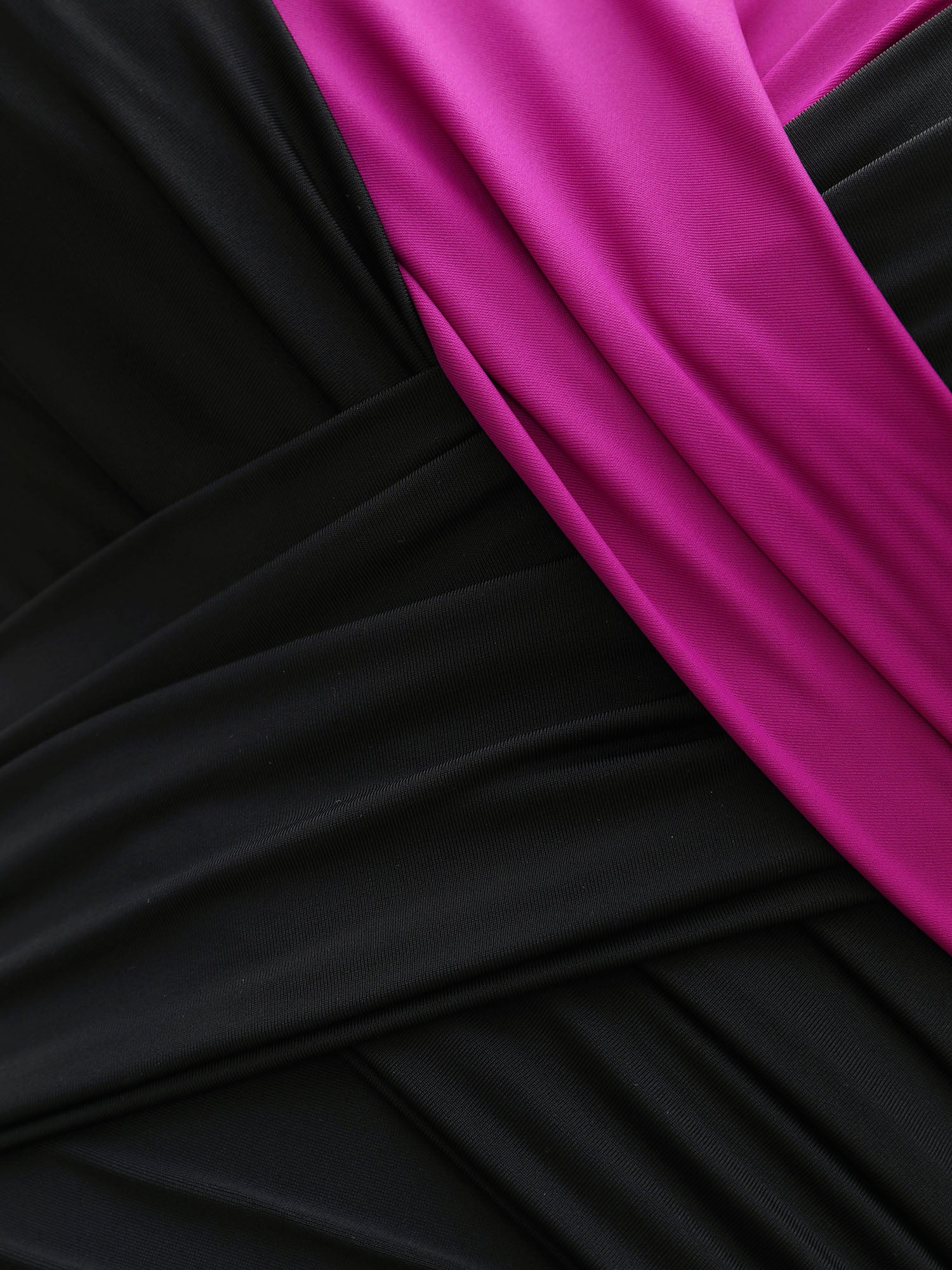 Color Block Twist Front One-Piece Swimsuit - Image 5
