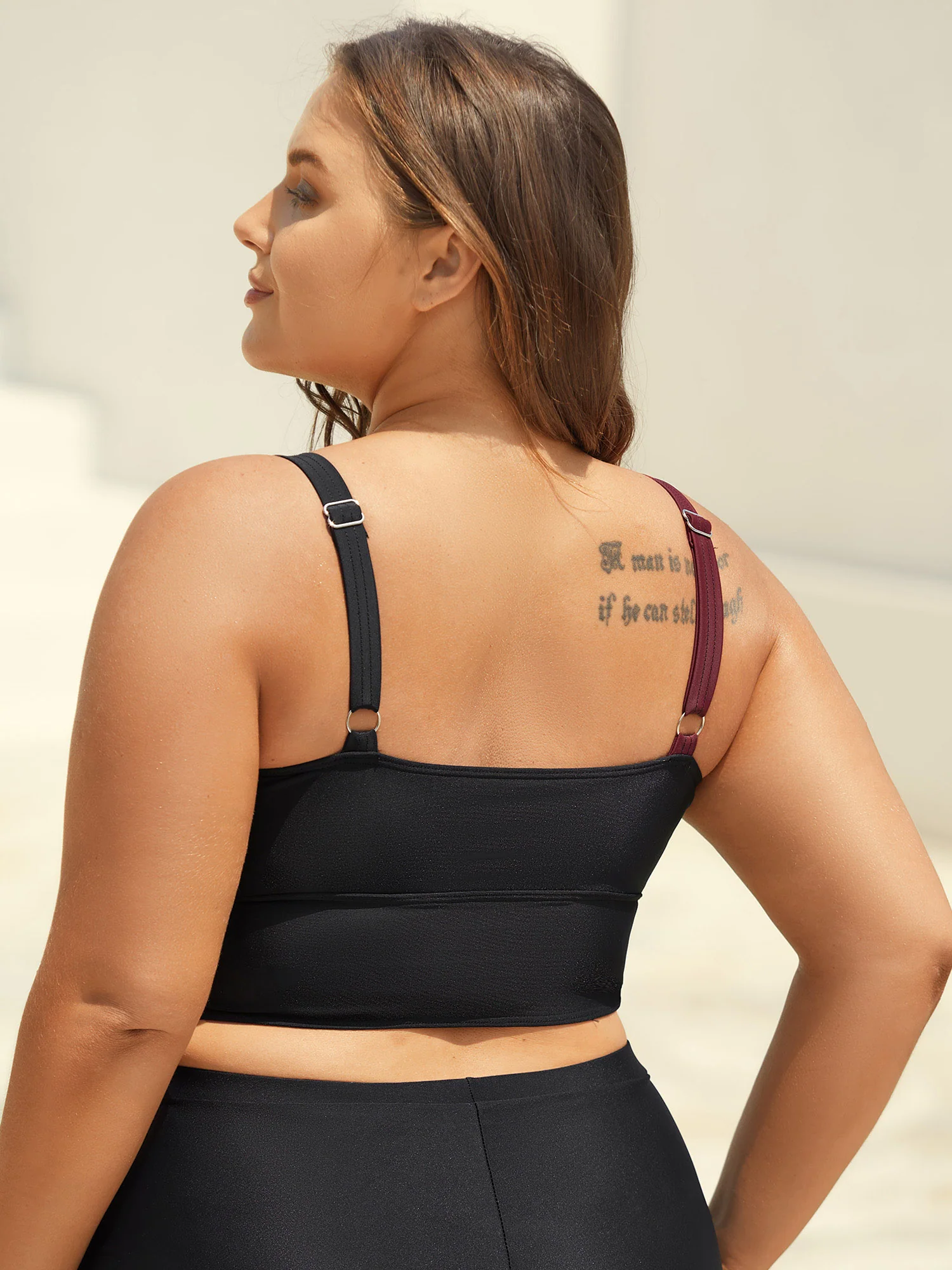 Color Block Twist Front Ruched Swim Top - Image 2
