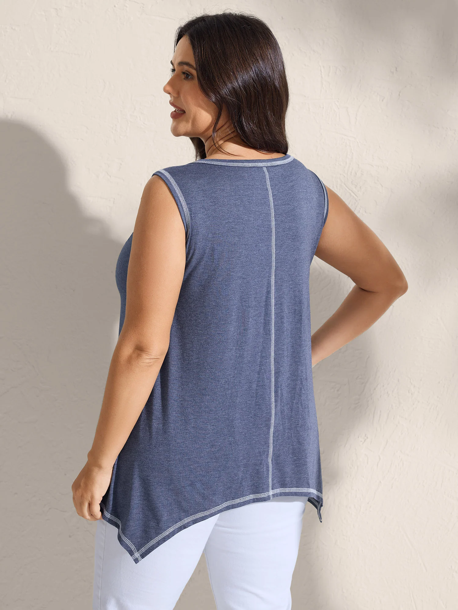Color Contrast Asymmetrical Hem Tank Top - Image 4
