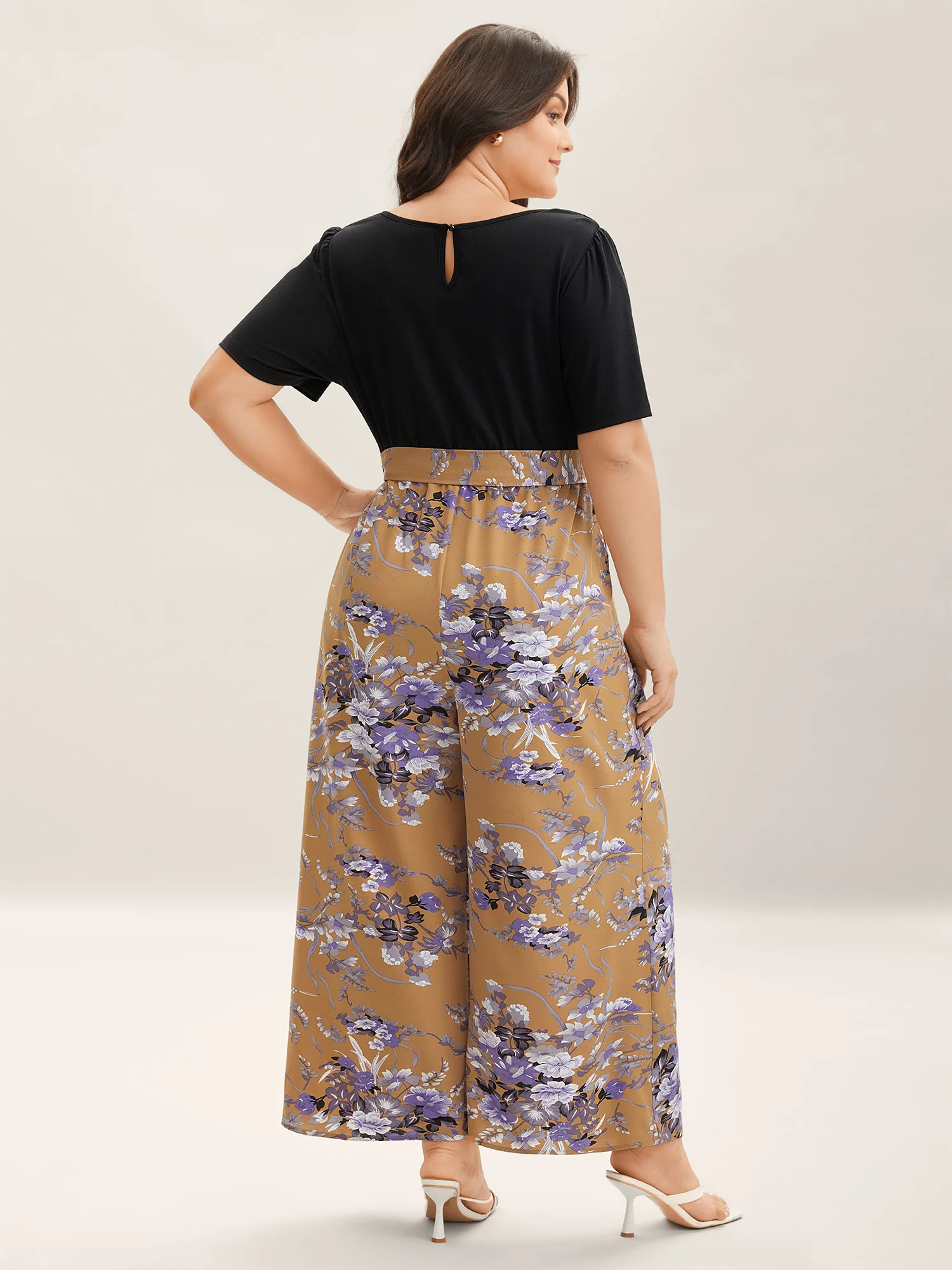 Color Contrast Belted Panel Pockets Jumpsuit - Image 11