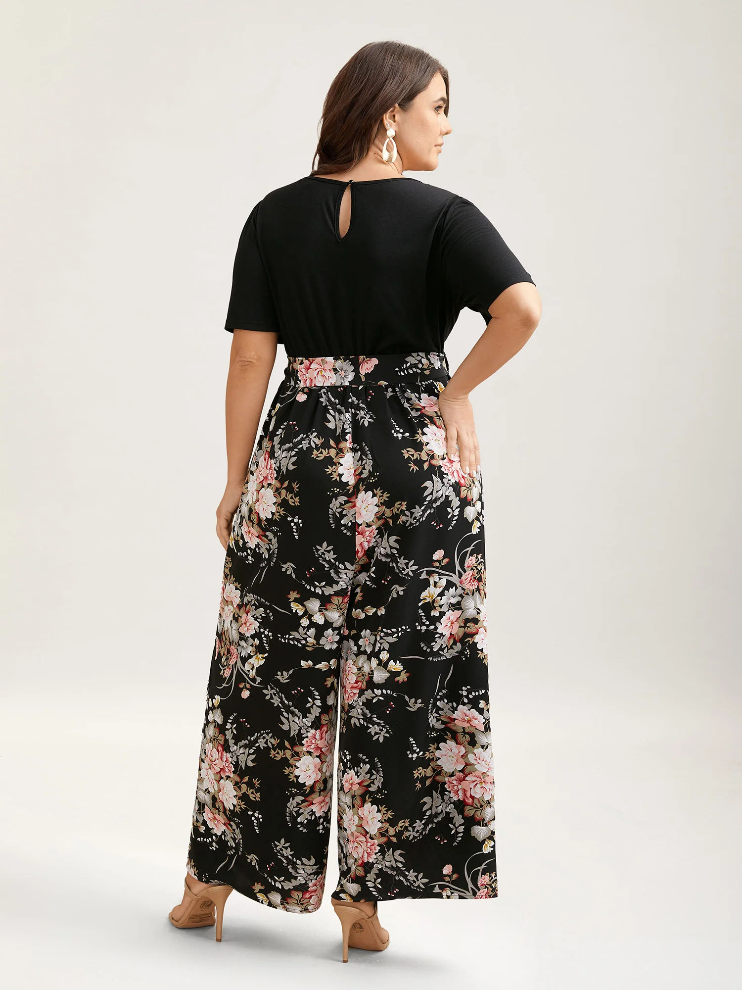 Color Contrast Belted Panel Pockets Jumpsuit - Image 4