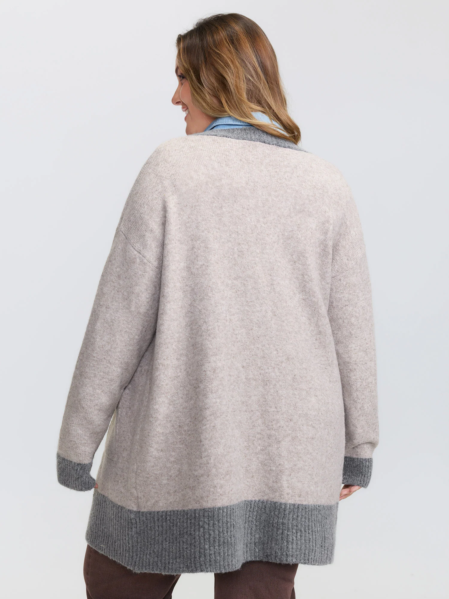 Color Contrast Buttons Pockets Knit Cardigan - Image 6