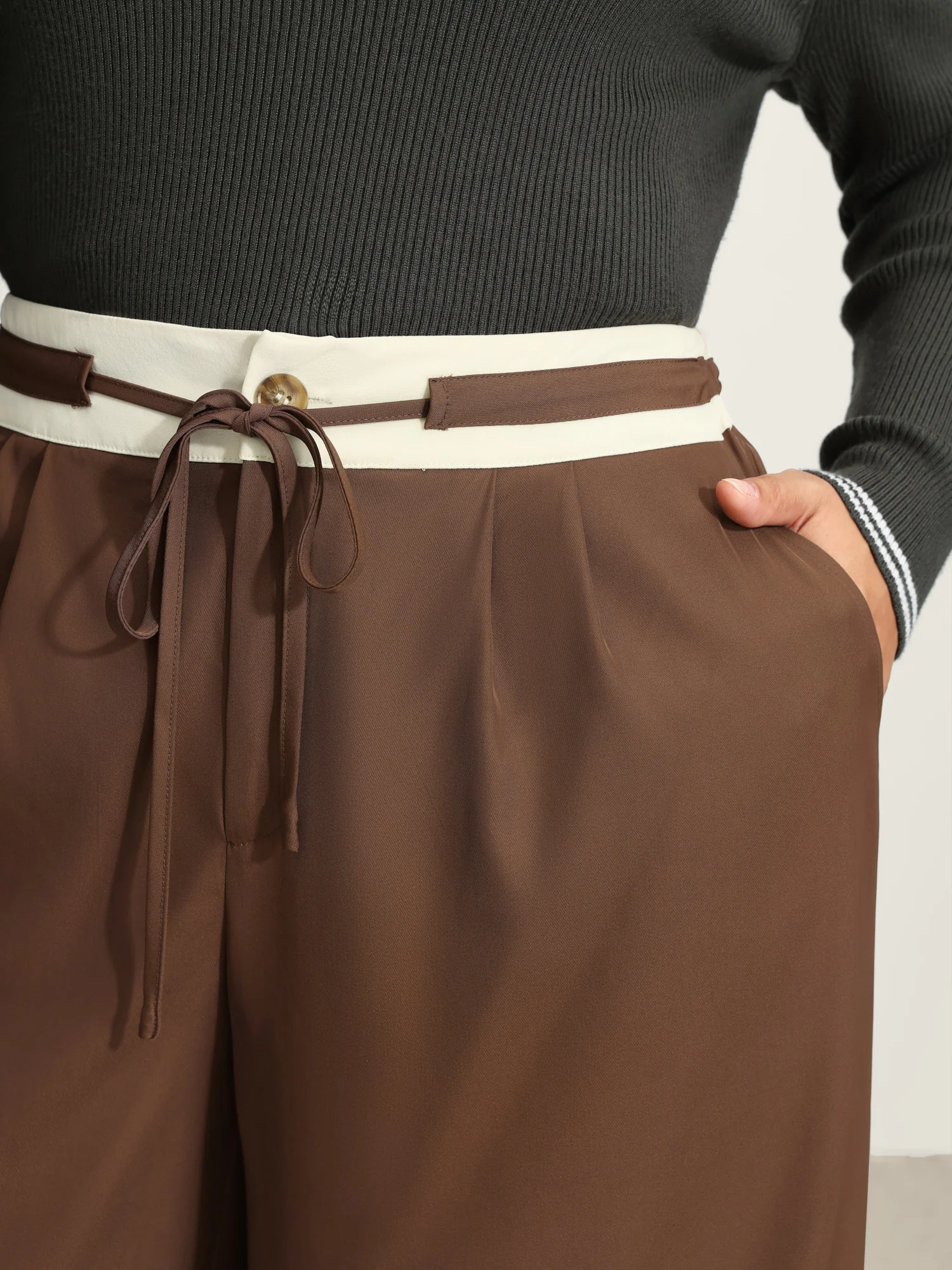 Color Contrast Drawstring Wide-Leg Pants - Image 3
