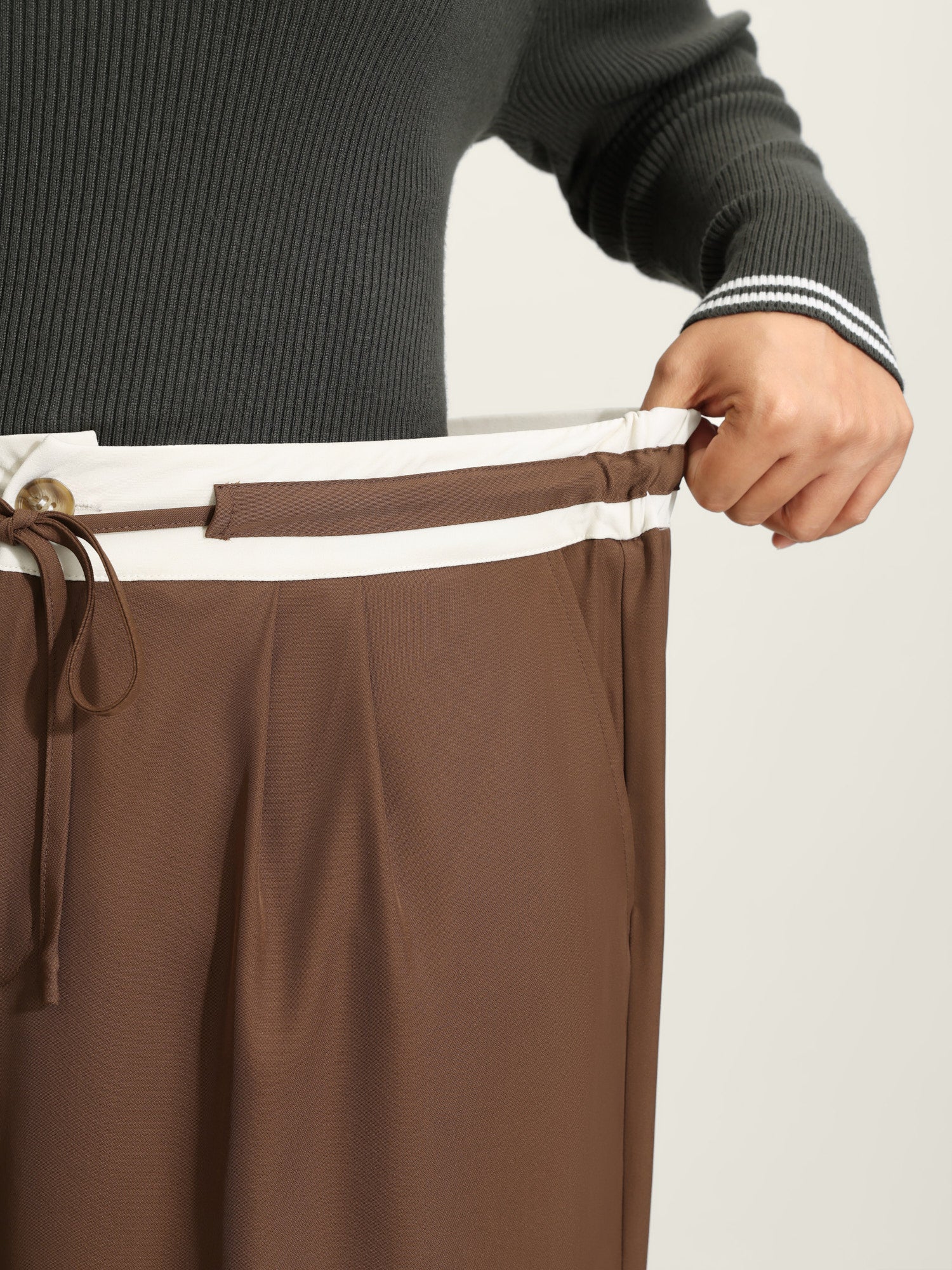 Color Contrast Drawstring Wide-Leg Pants - Image 4