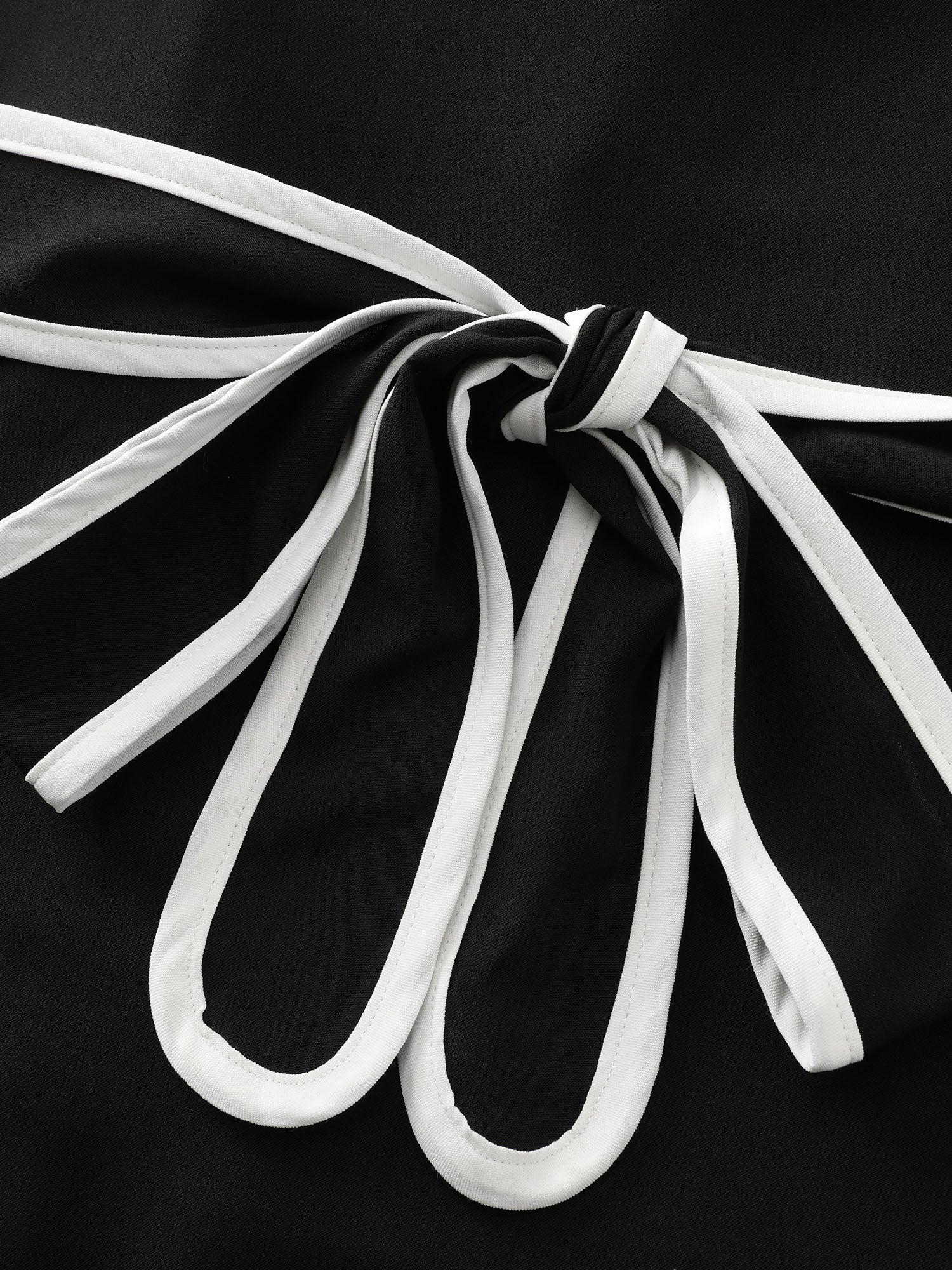 Color Contrast Edge Button Detail Blouse - Image 7