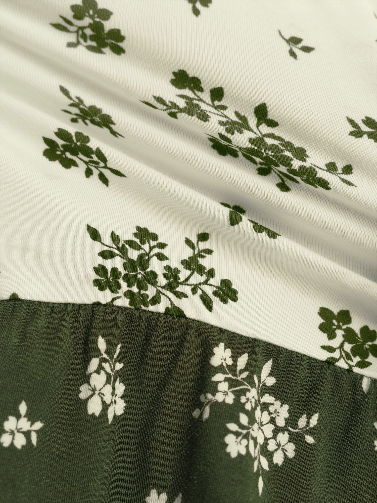Color Contrast Floral Print Tiered Top - Image 22